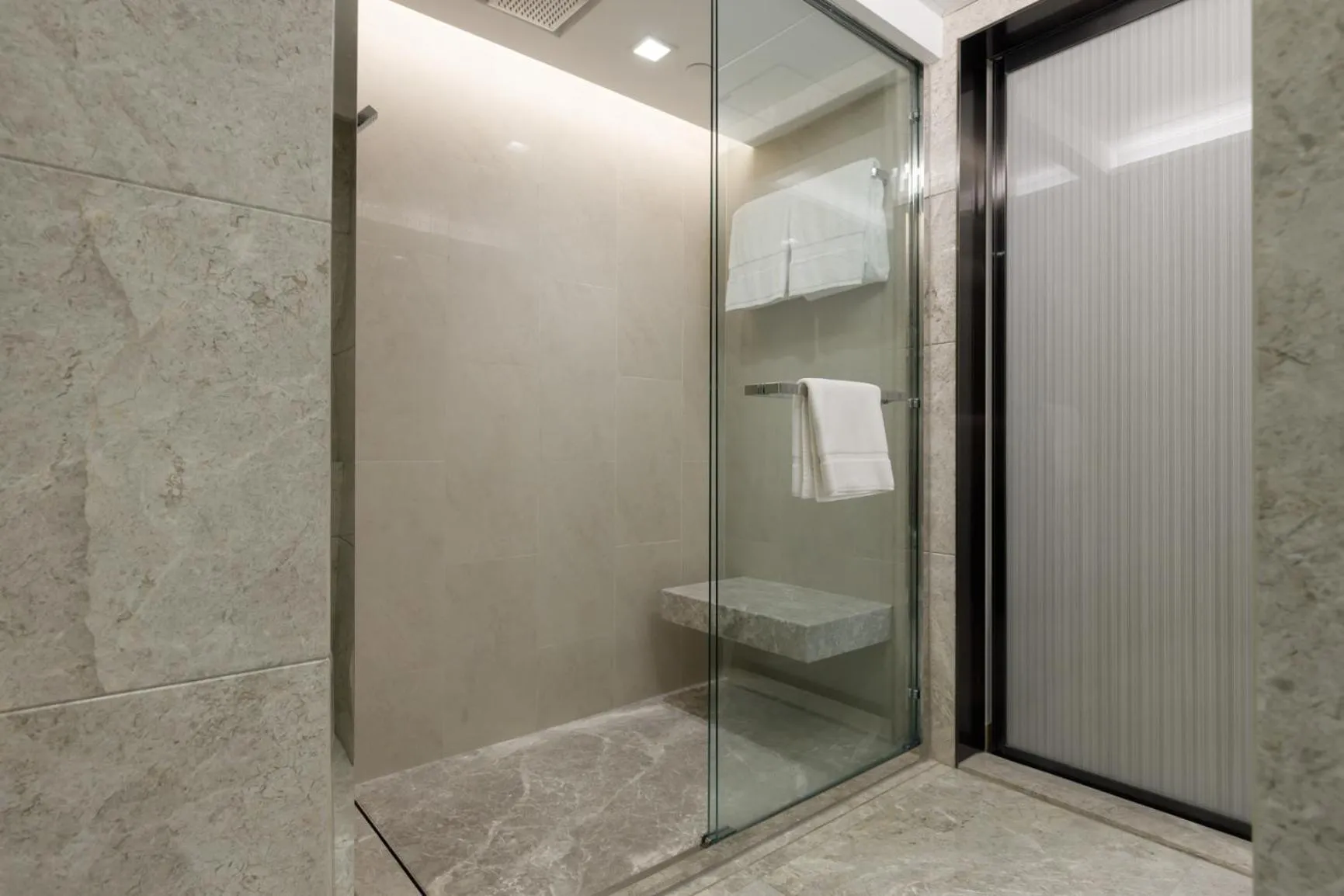 Bathroom in New World Millennium Hong Kong Hotel