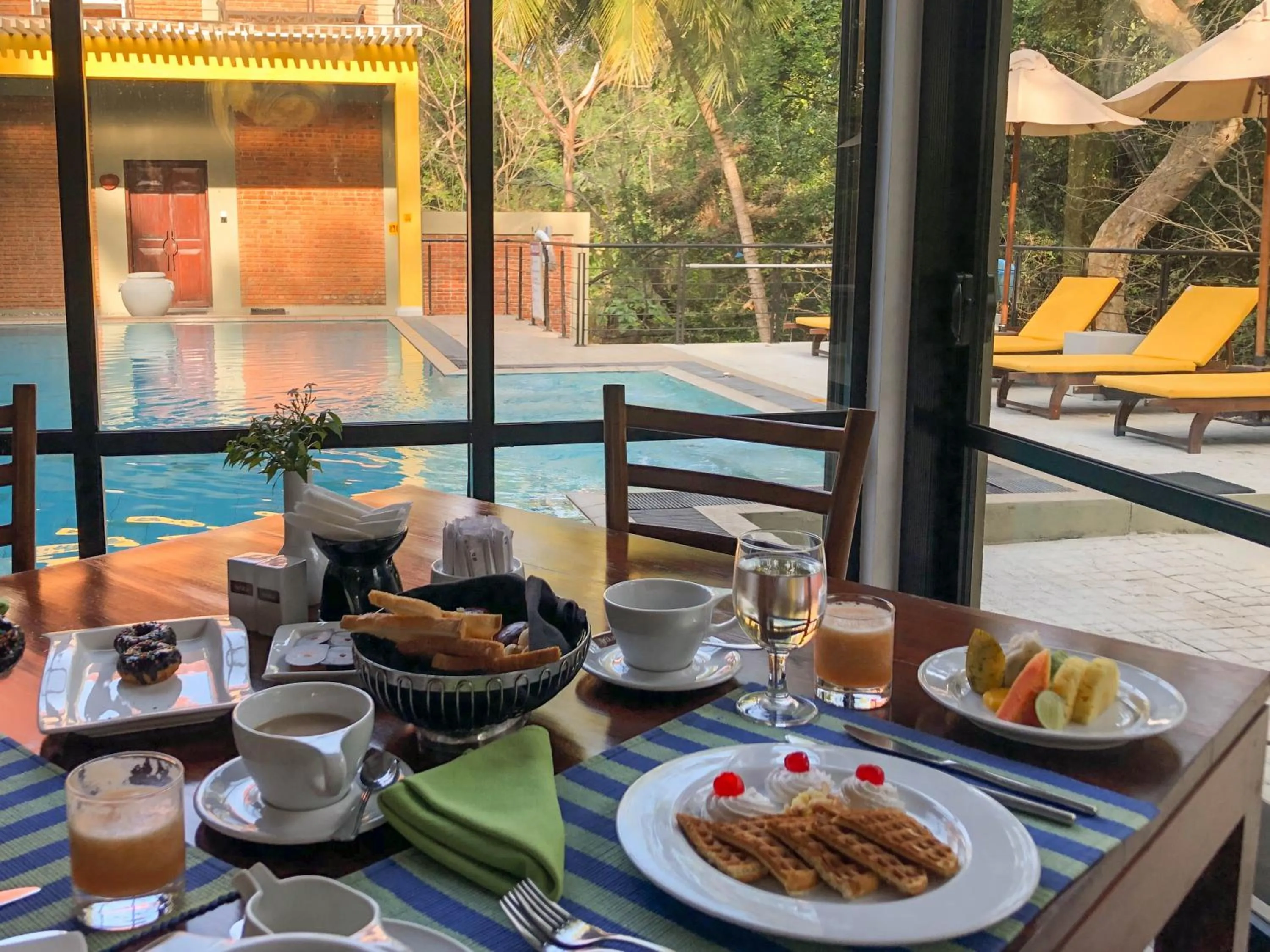 Restaurant/places to eat in Arika Villa - Special Deals on F&B and Spa Treatments