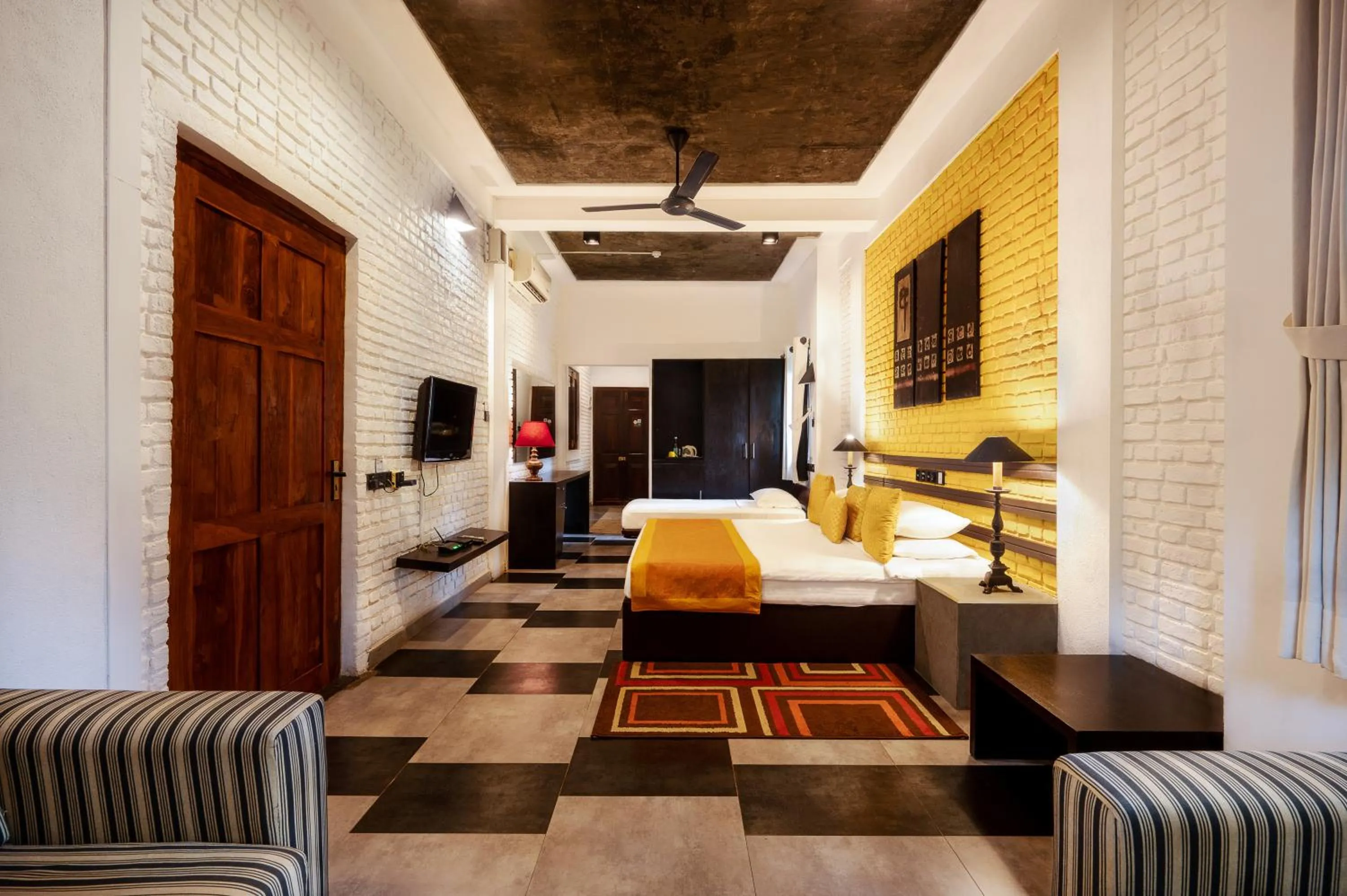 Bedroom, Bed in Arika Villa - Special Deals on F&B and Spa Treatments