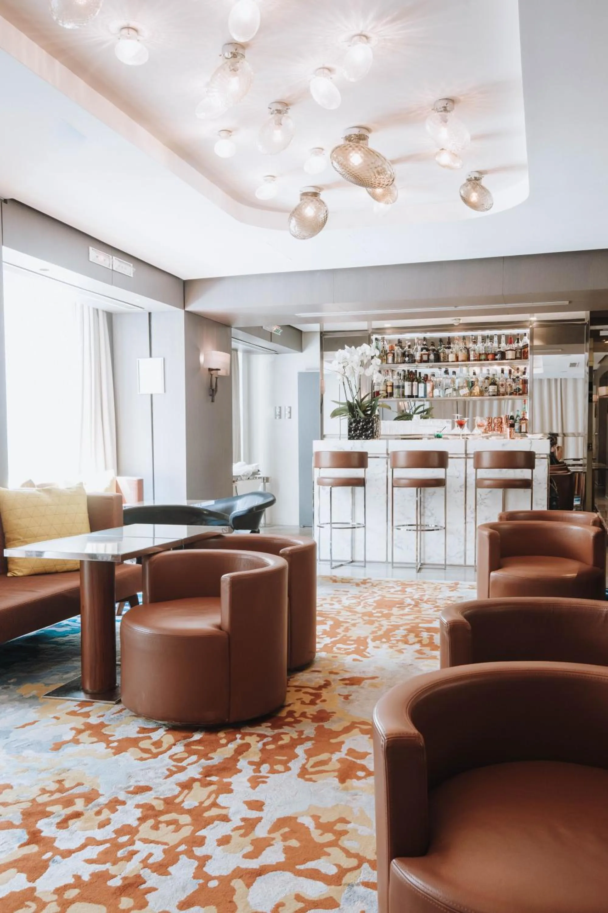 Lounge or bar in Hôtel De Sers Champs Elysées Paris