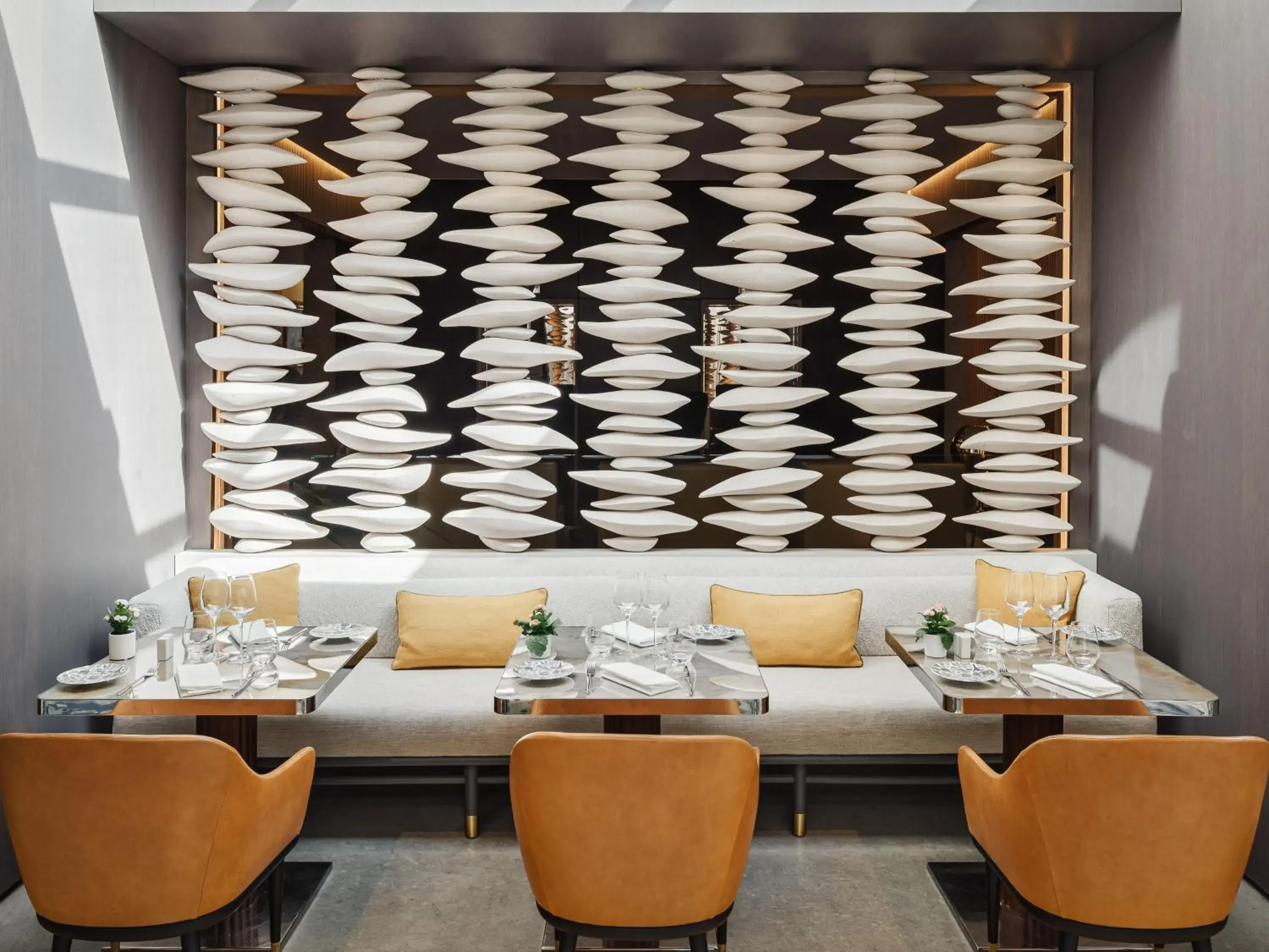 Restaurant/places to eat in Hôtel De Sers Champs Elysées Paris Restaurant/places to eat in Hôtel De Sers Champs Elysées Paris