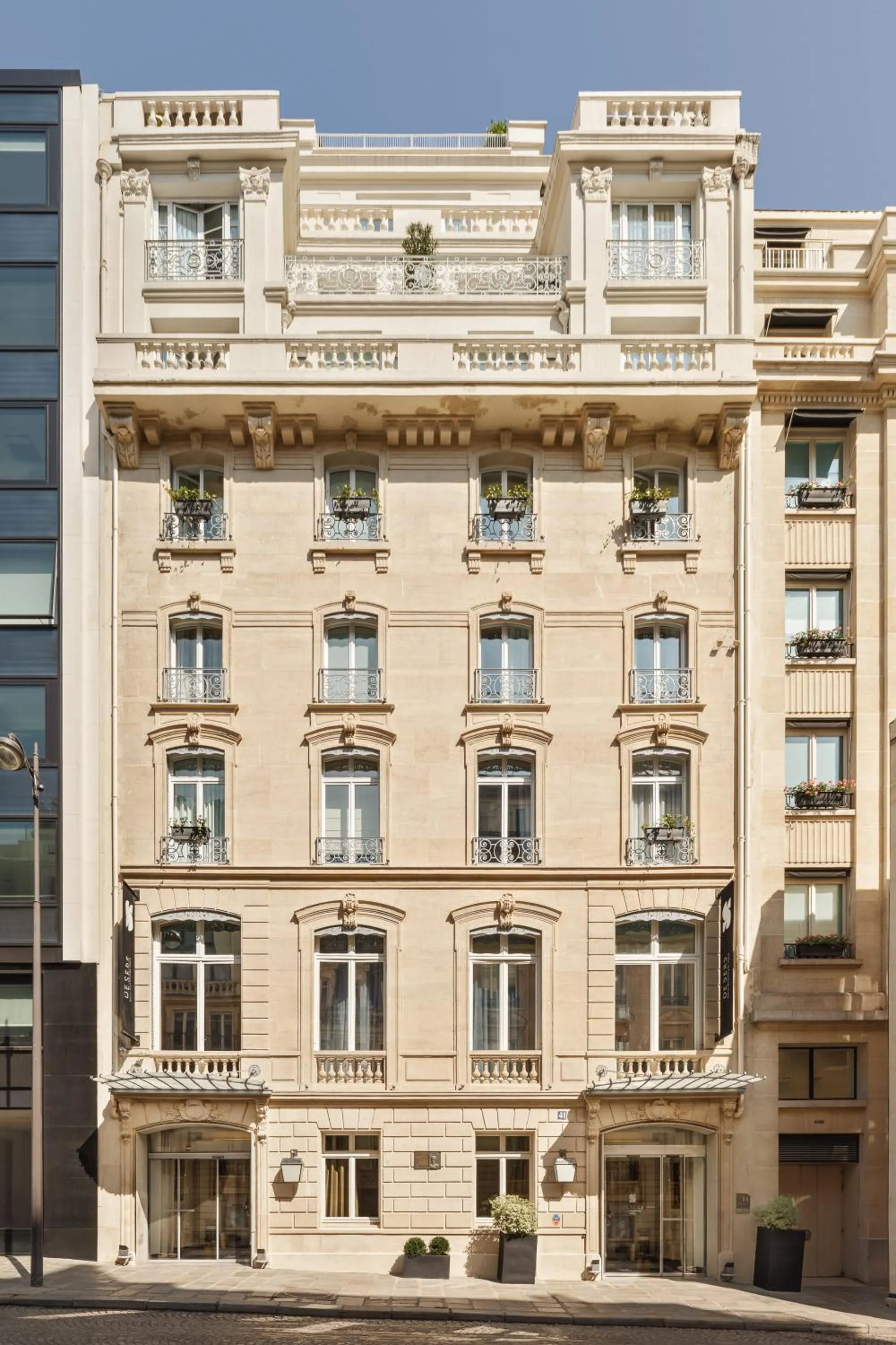 Facade/entrance in Hôtel De Sers Champs Elysées Paris