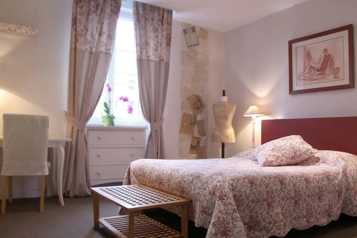 Hotel Saint Yves