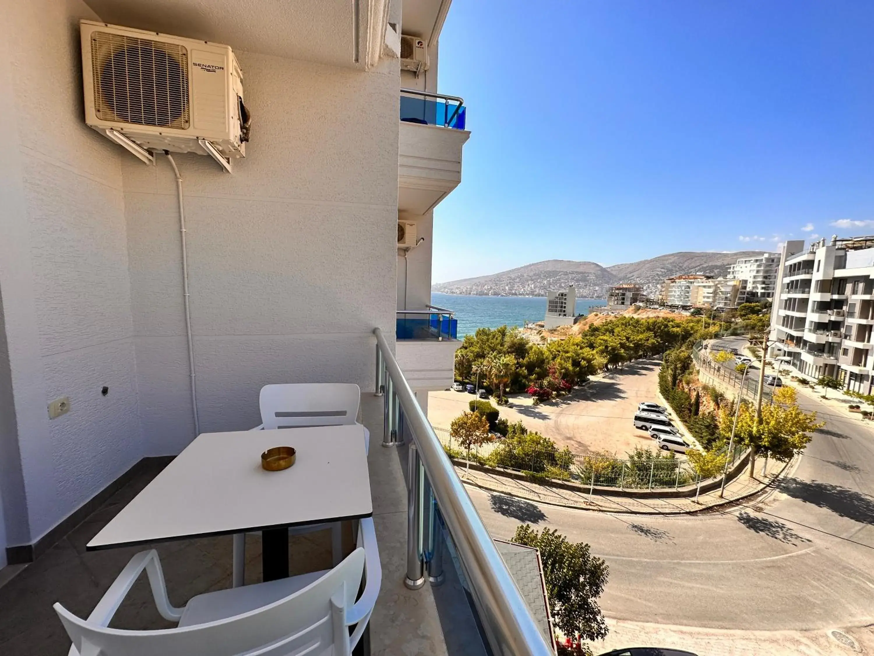 Deluxe Double Room with Balcony in Hotel Bella Vista Deluxe Double Room with Balcony in Hotel Bella Vista