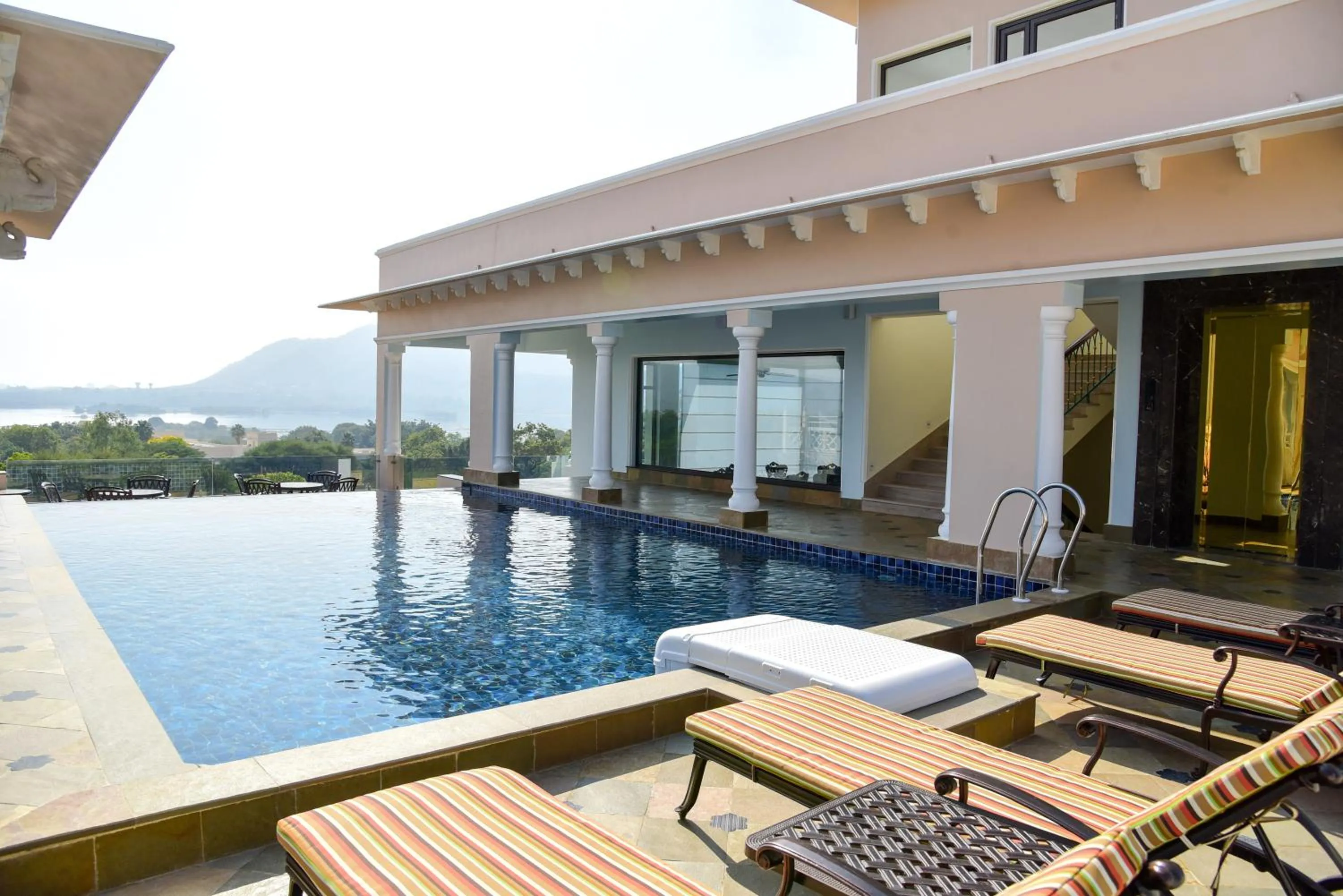 Property building in Jhadol Vijay Vilas Near Lake Pichola