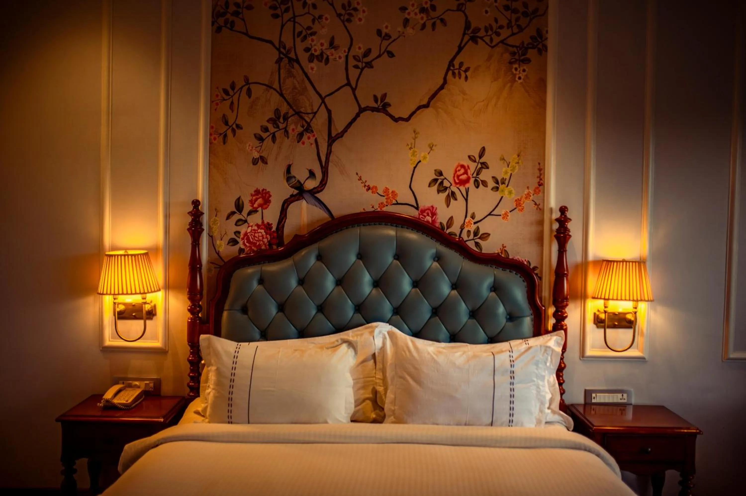 Bed in Jhadol Vijay Vilas Near Lake Pichola