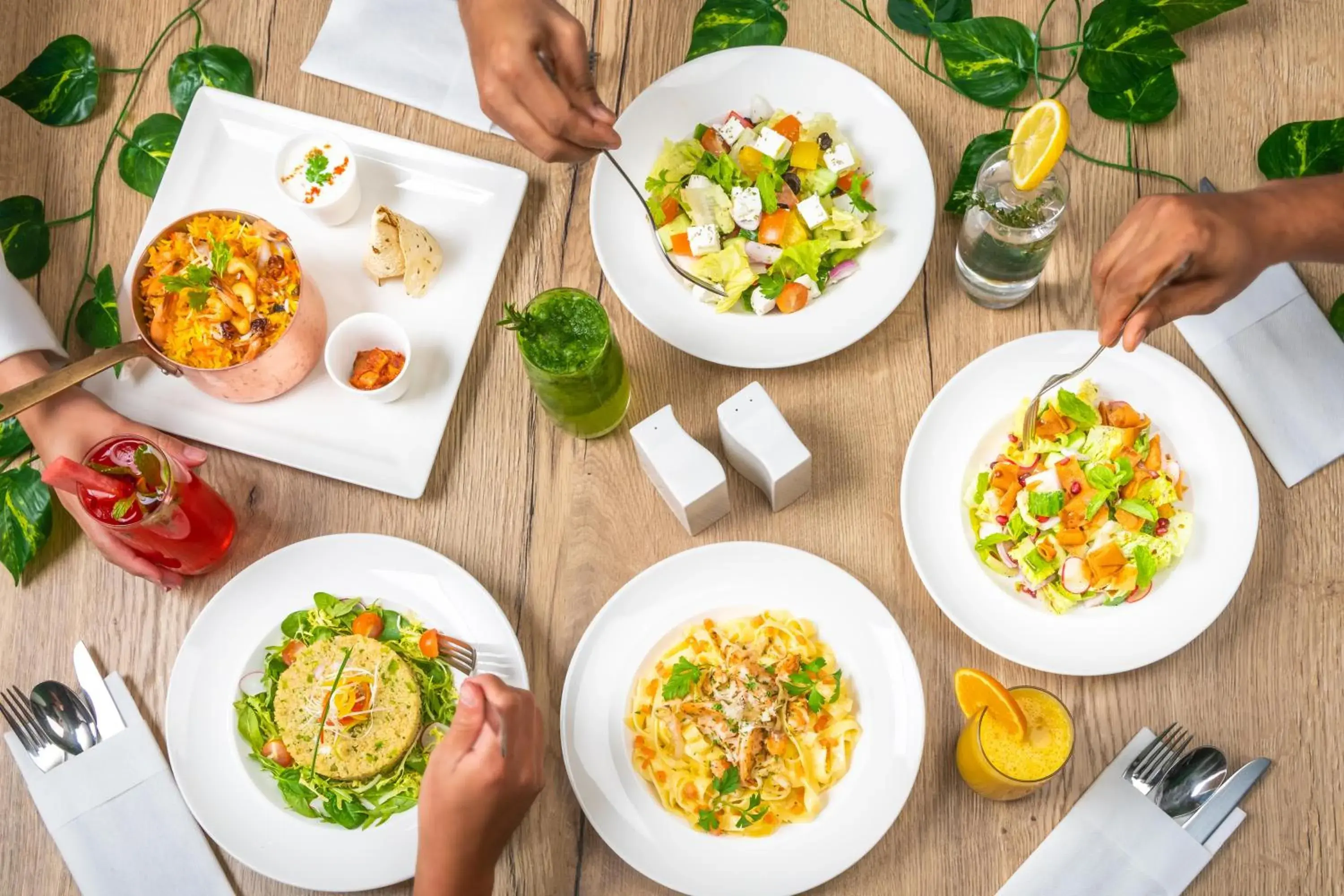 Restaurant/places to eat in JA The Manor Hotel, Dubai Restaurant/places to eat in JA The Manor Hotel, Dubai