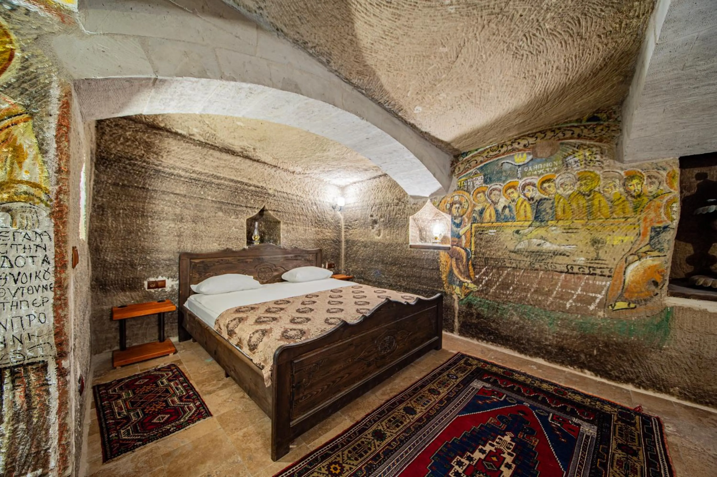 Bedroom, Bed in Chelebi Cave House