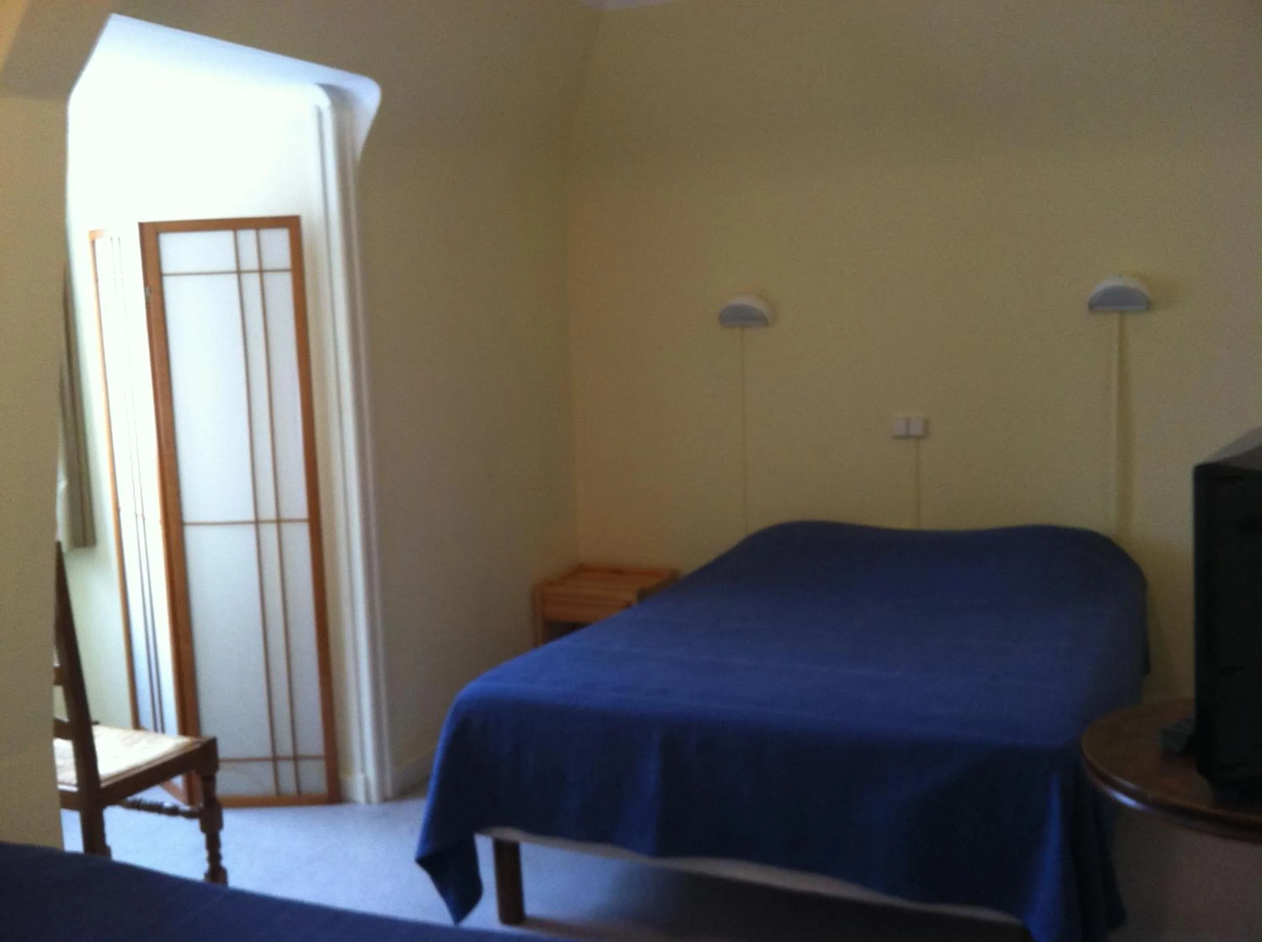 Bedroom in Le Commerce