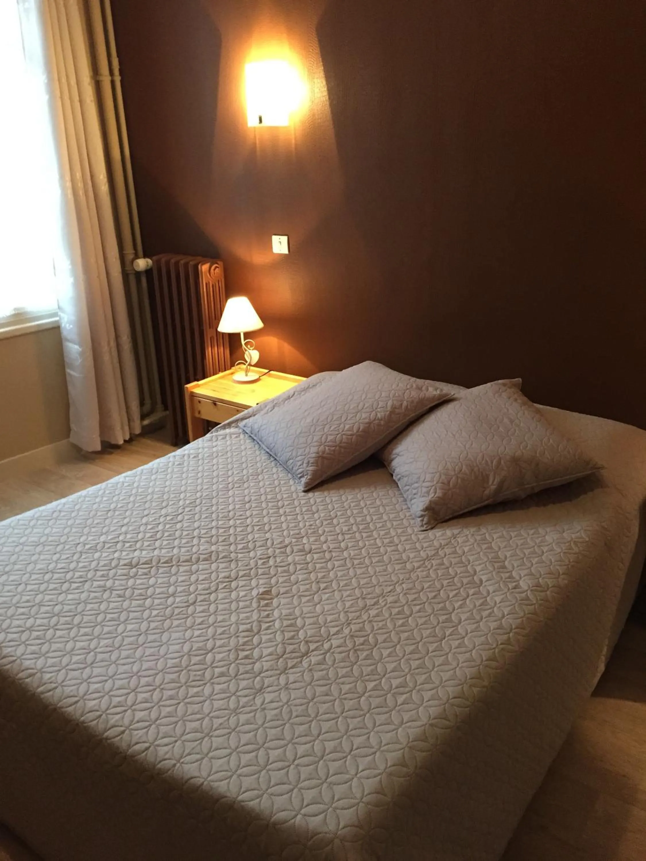 Bedroom in Le Commerce