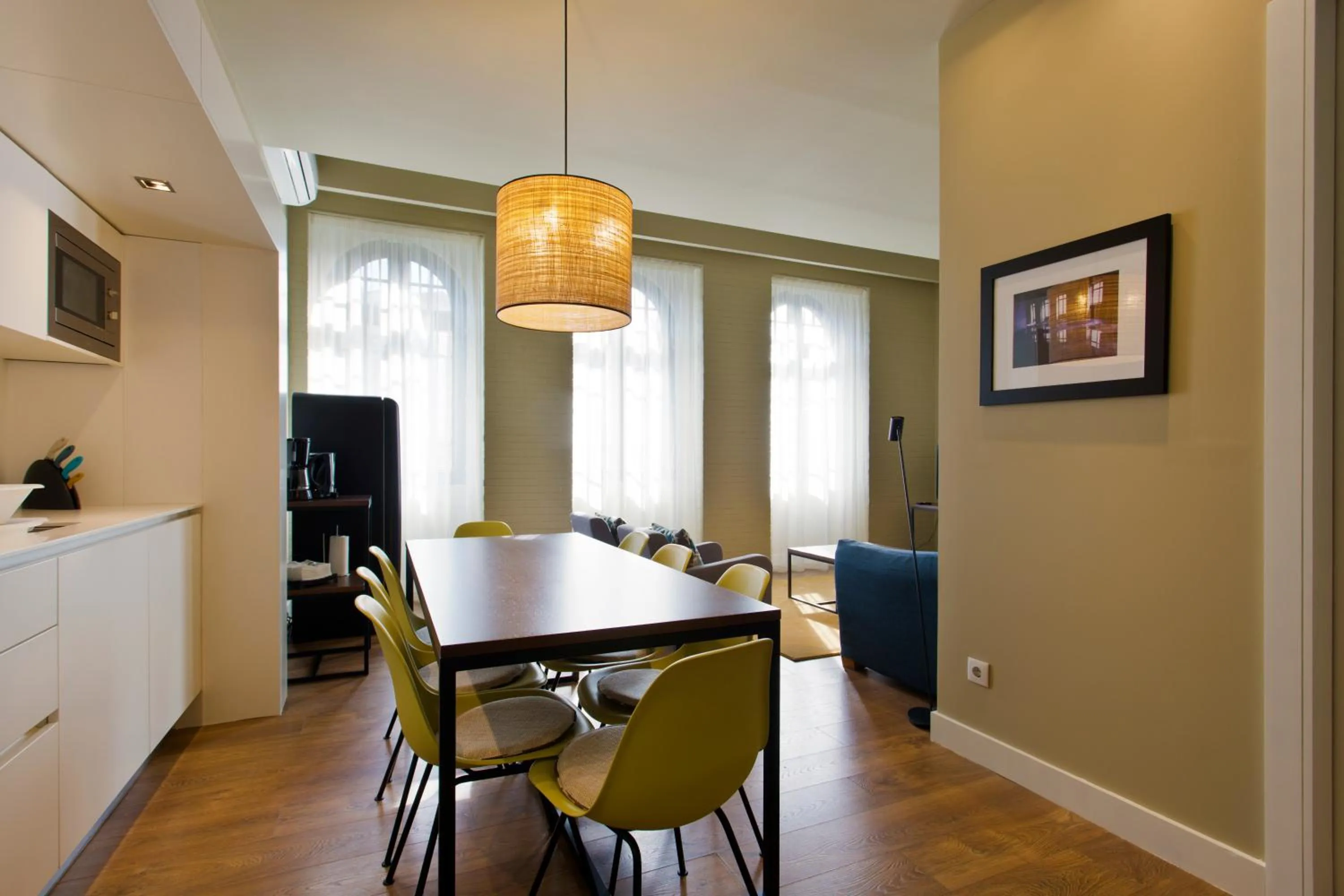 Meals in RVA - Porto Central Flats