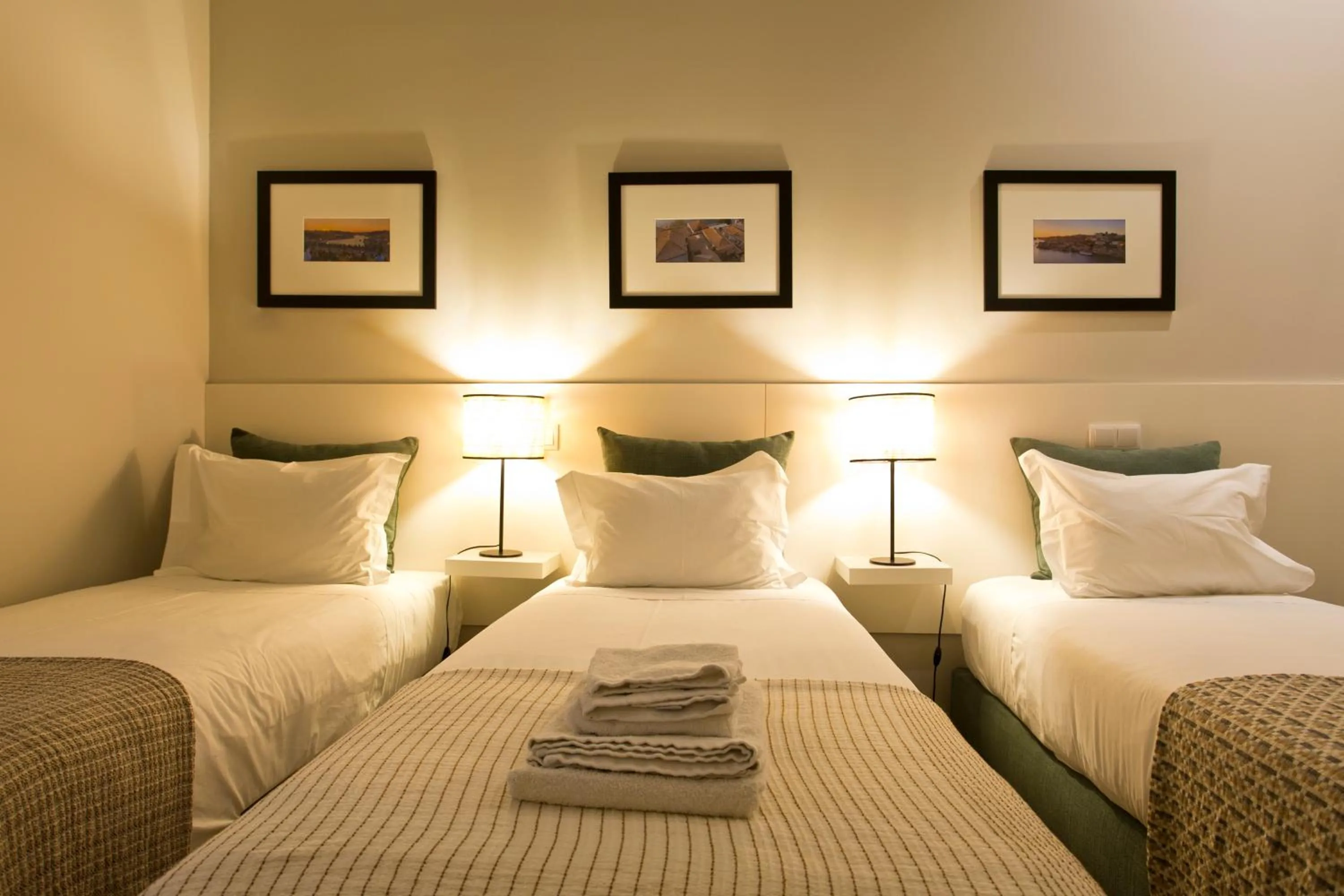 Bed in RVA - Porto Central Flats