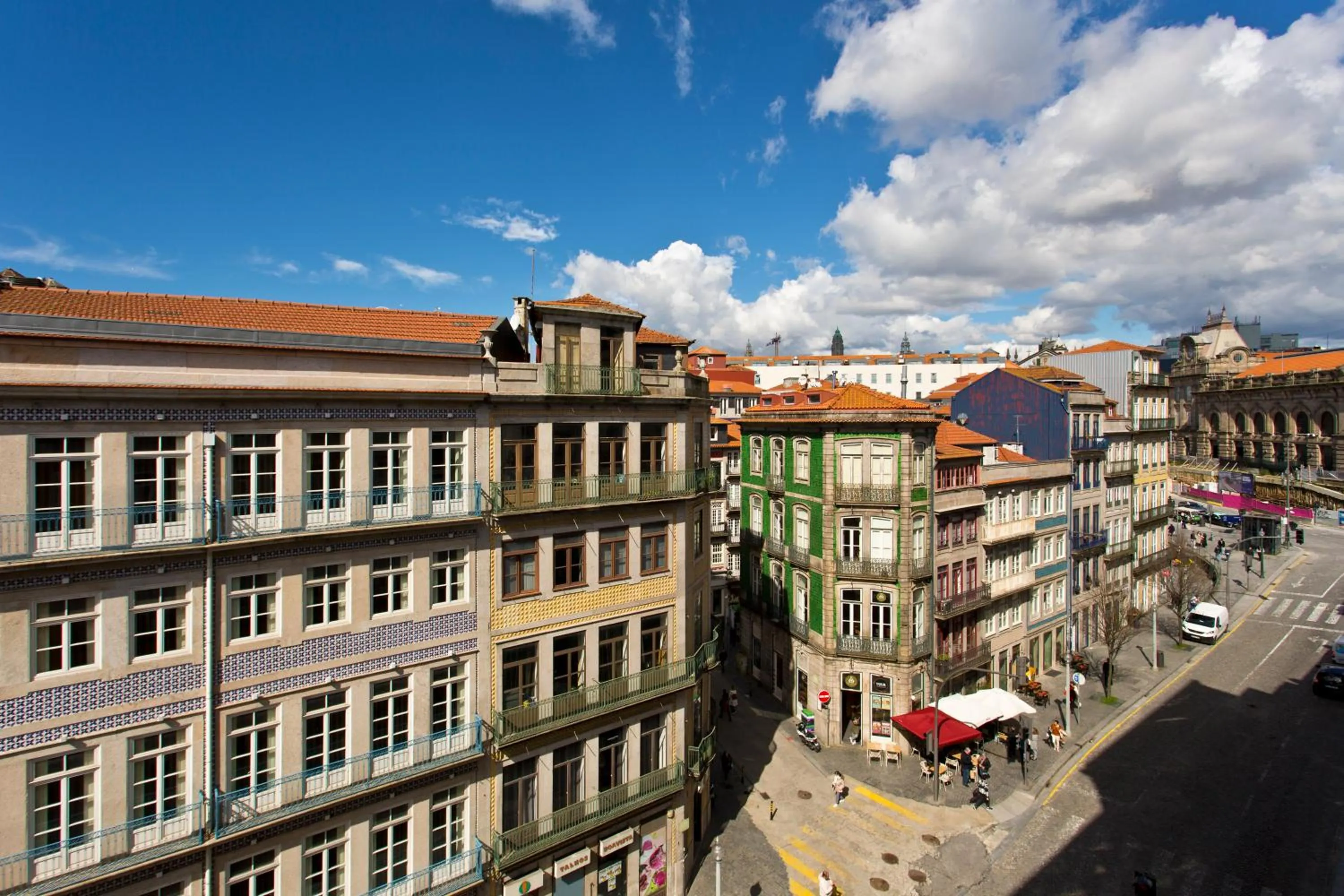 Street view in RVA - Porto Central Flats