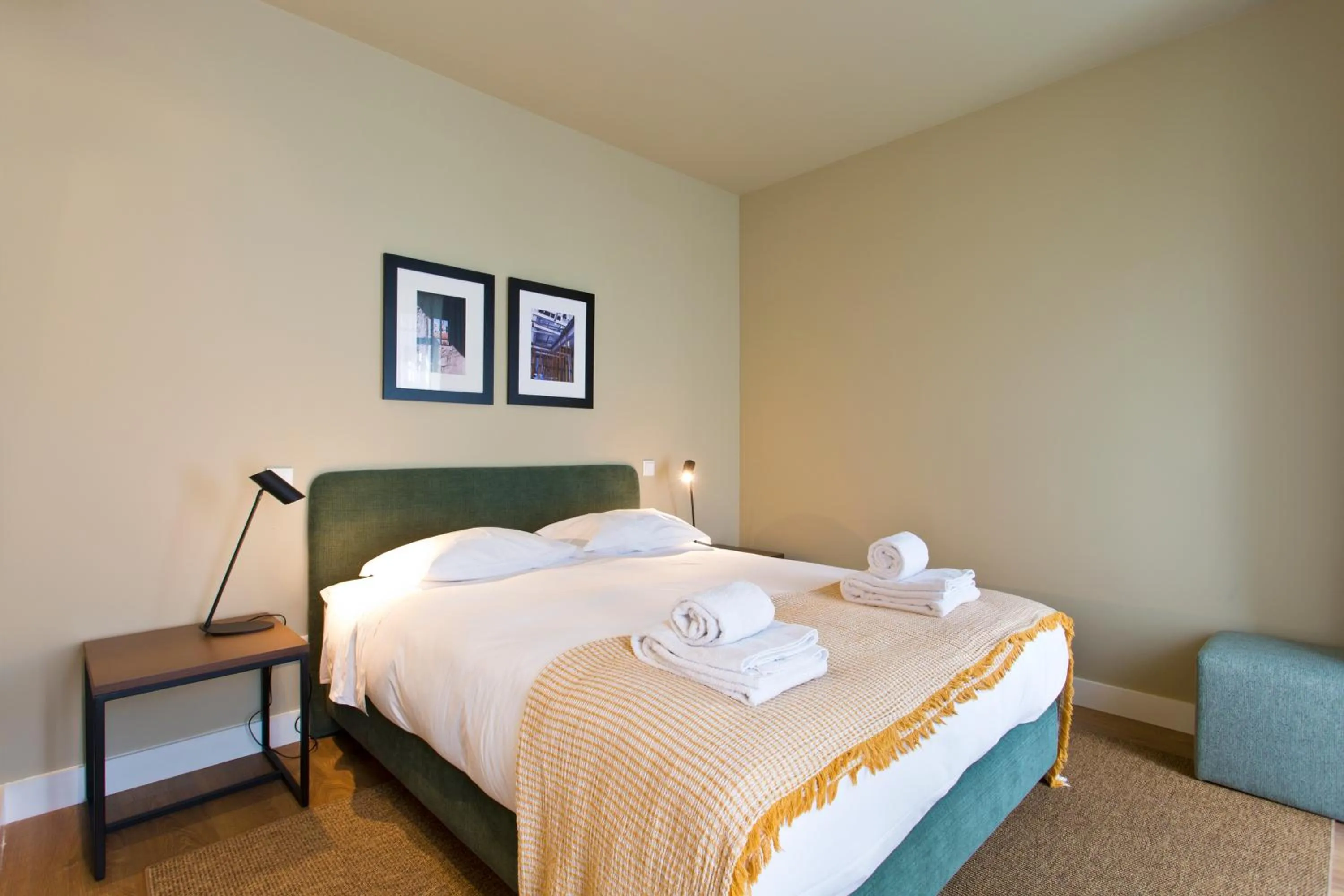 Bed in RVA - Porto Central Flats