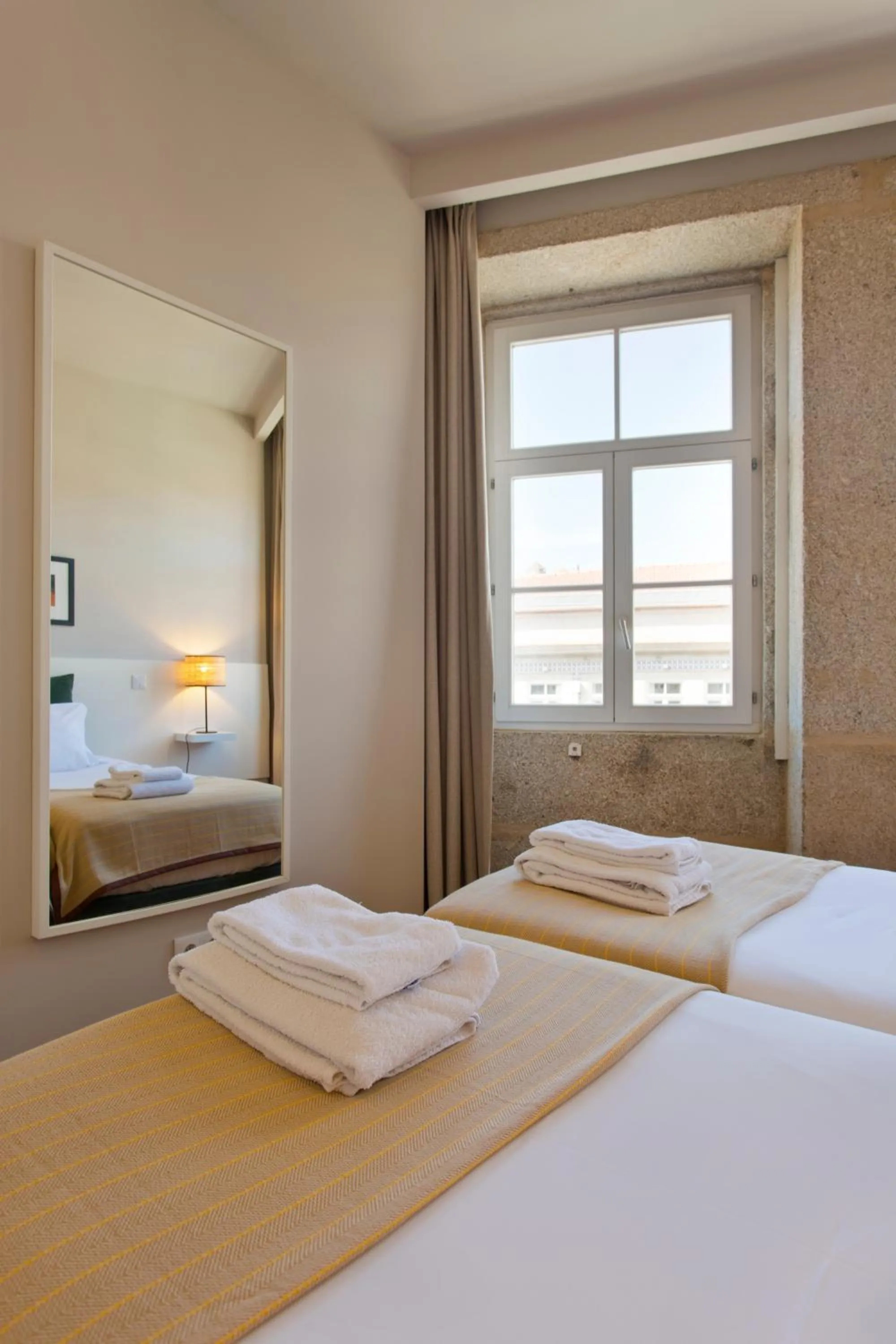 Bed in RVA - Porto Central Flats