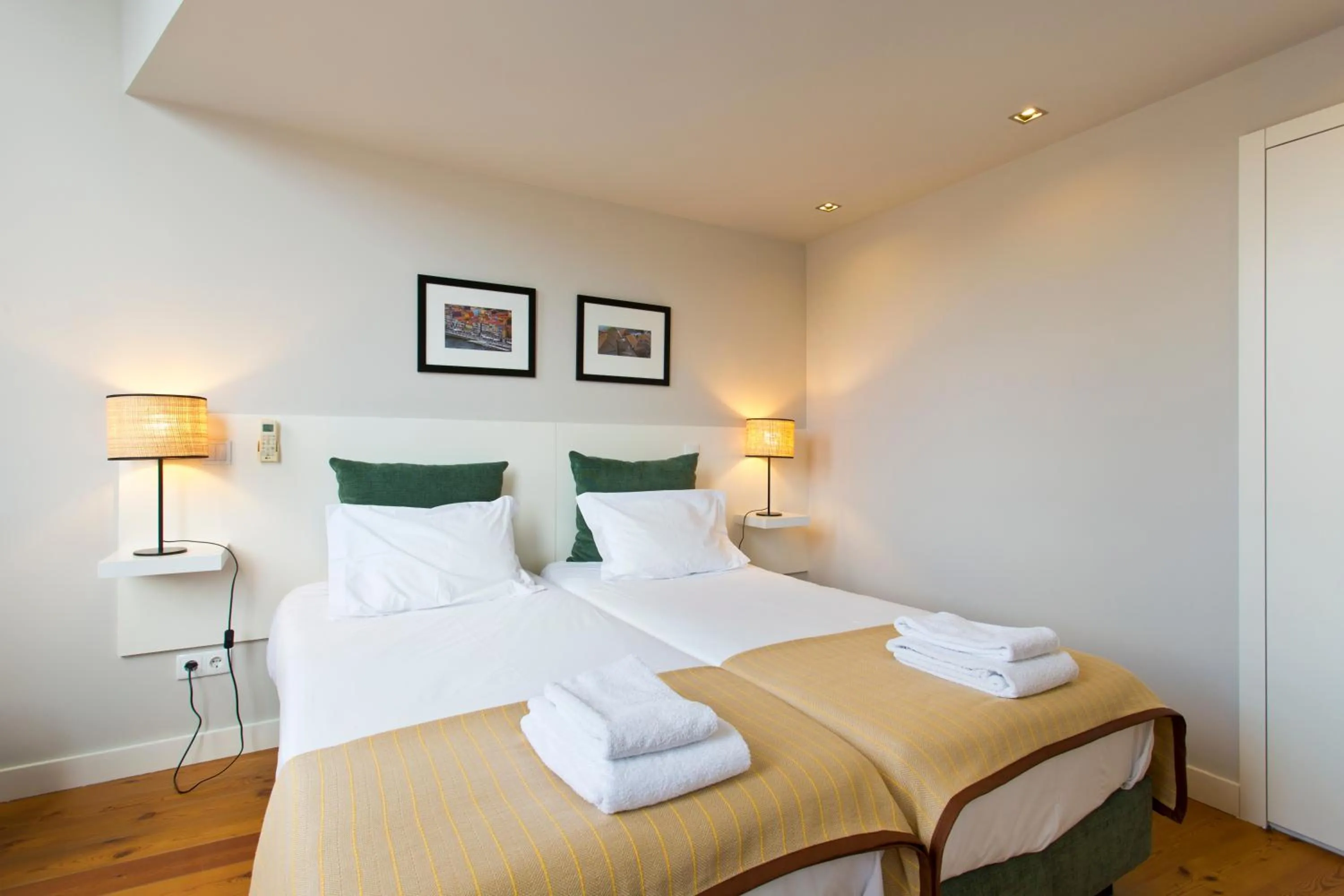 Bed in RVA - Porto Central Flats