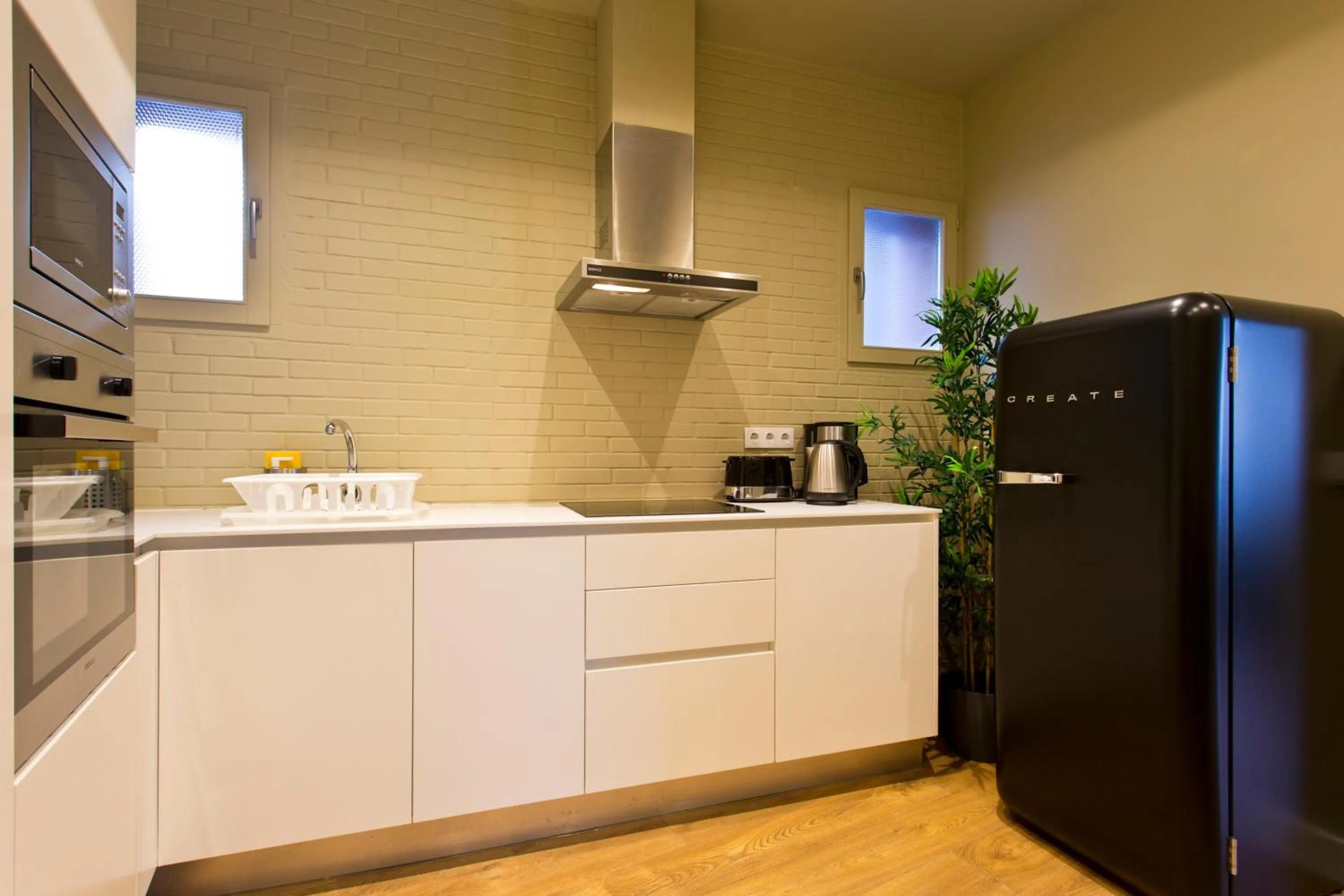 Kitchen or kitchenette in RVA - Porto Central Flats