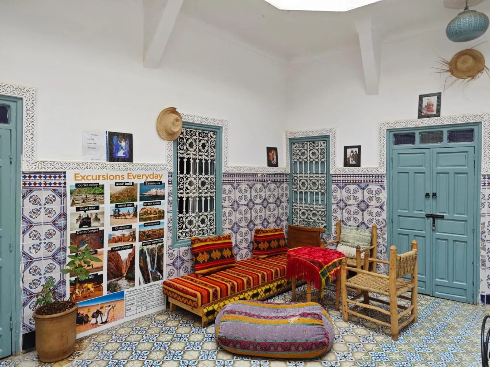 Hostel BE 20
