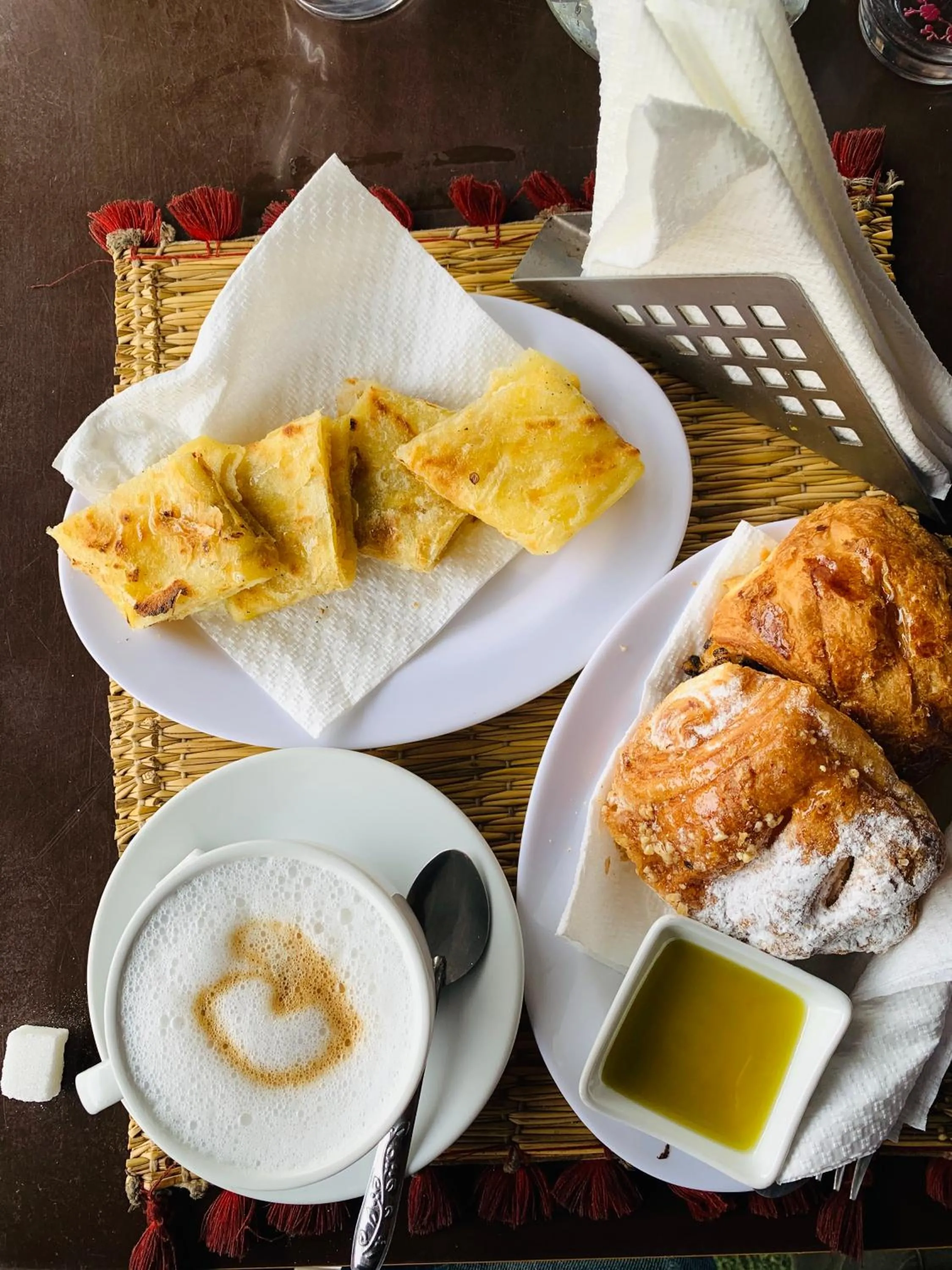 Breakfast in Hostel BE 20