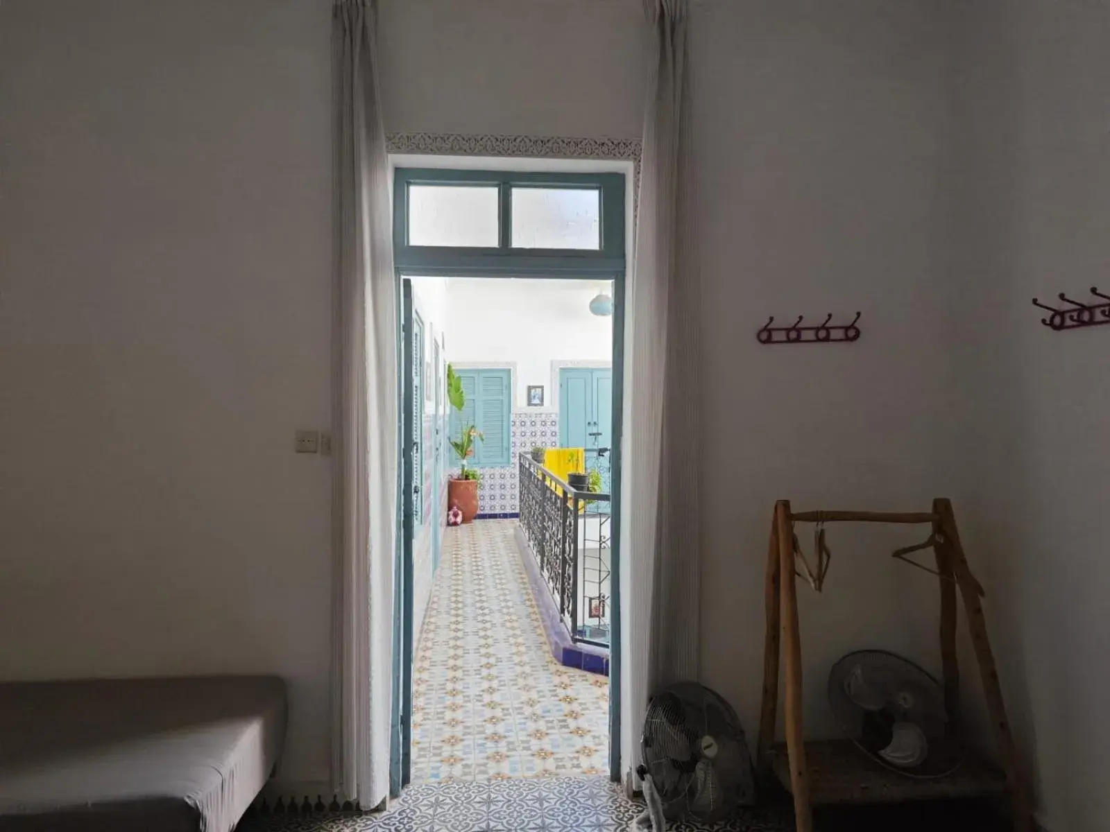 Standard Double Room with Shared Bathroom in Hostel BE 20 Standard Double Room with Shared Bathroom in Hostel BE 20