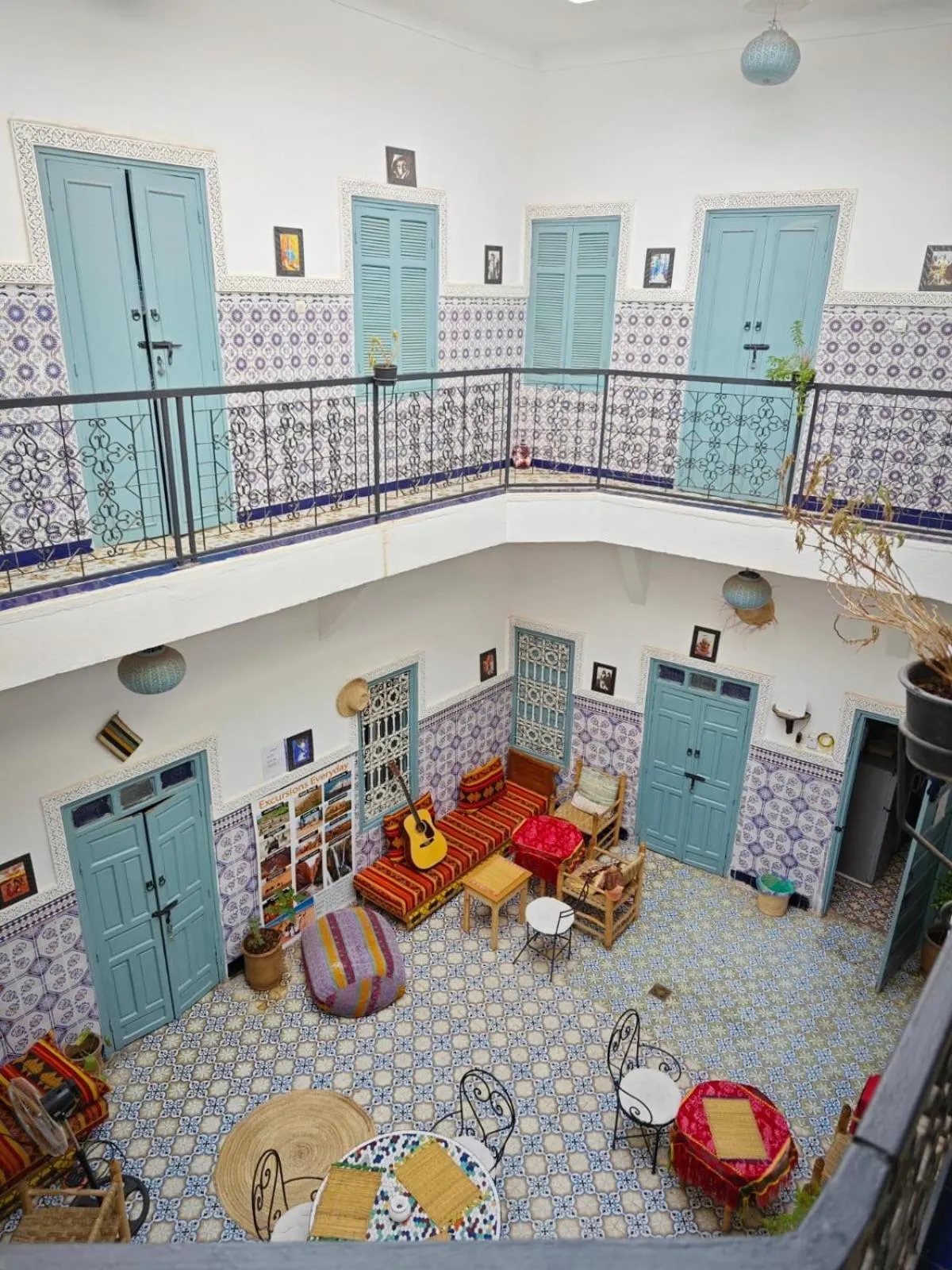 Hostel BE 20