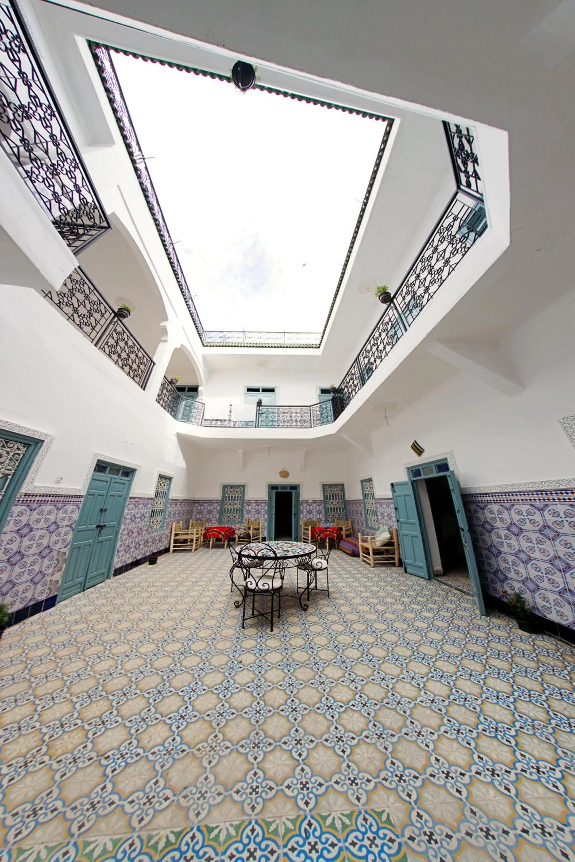 Hostel BE 20