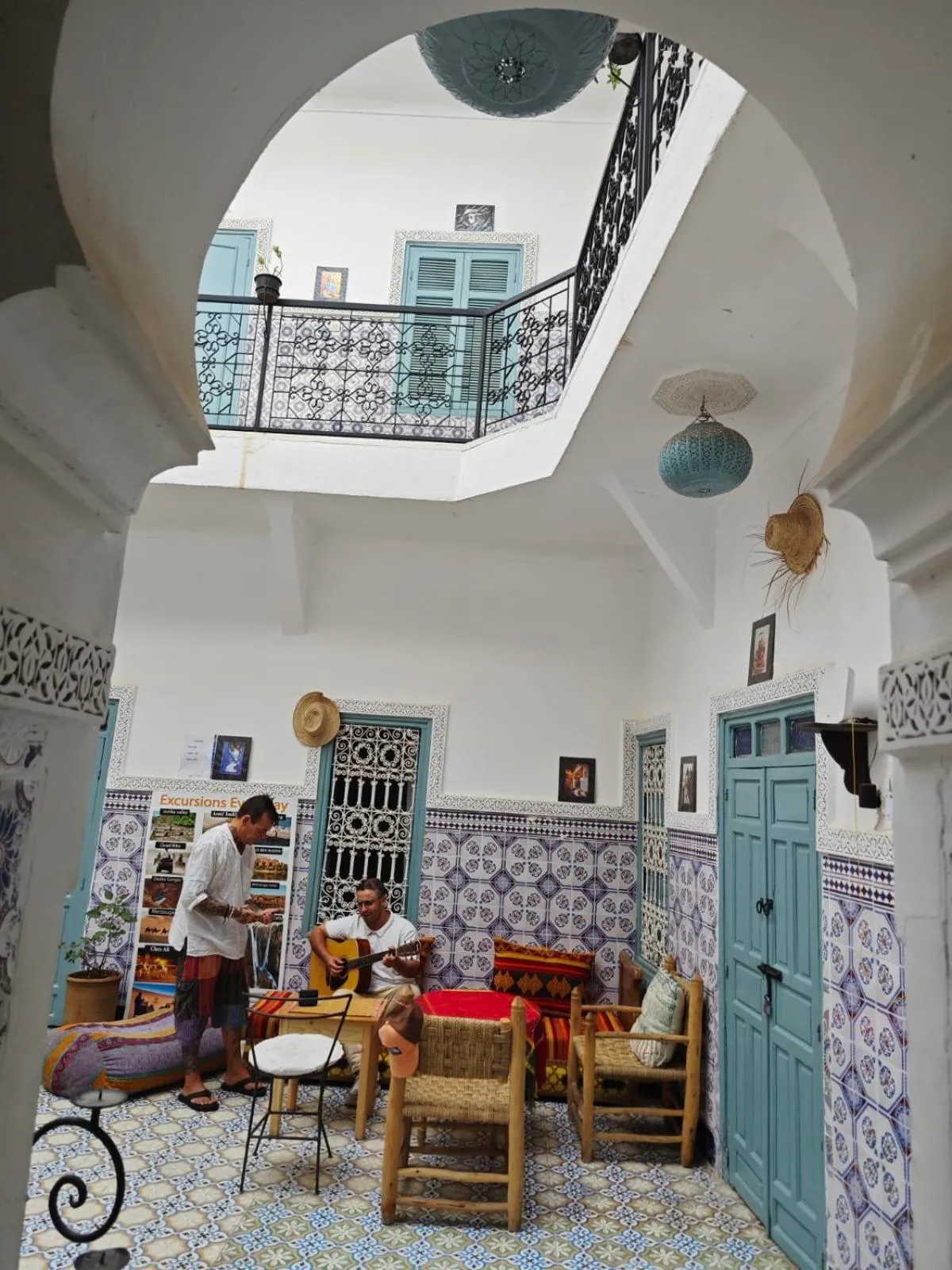 Hostel BE 20
