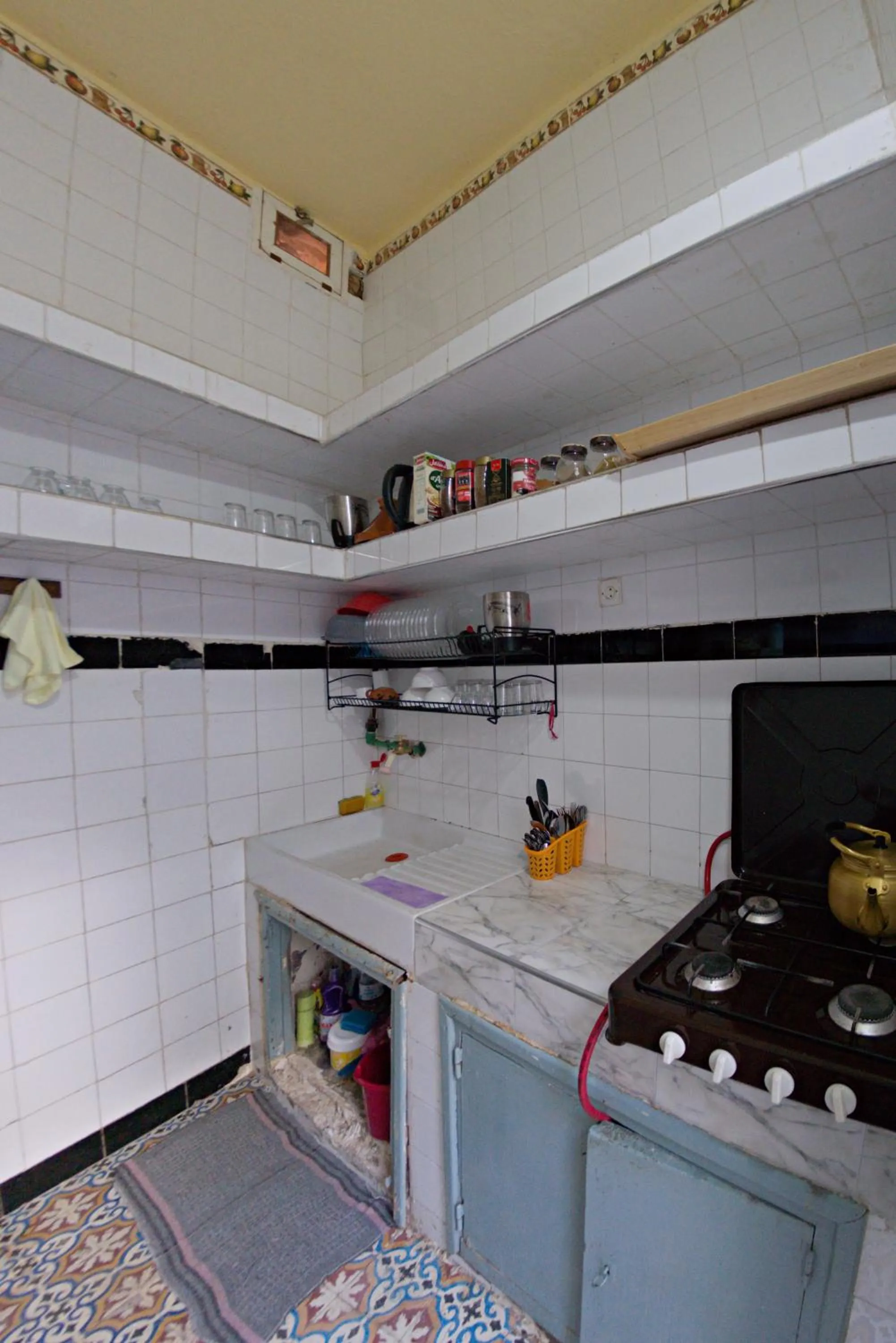 Hostel BE 20