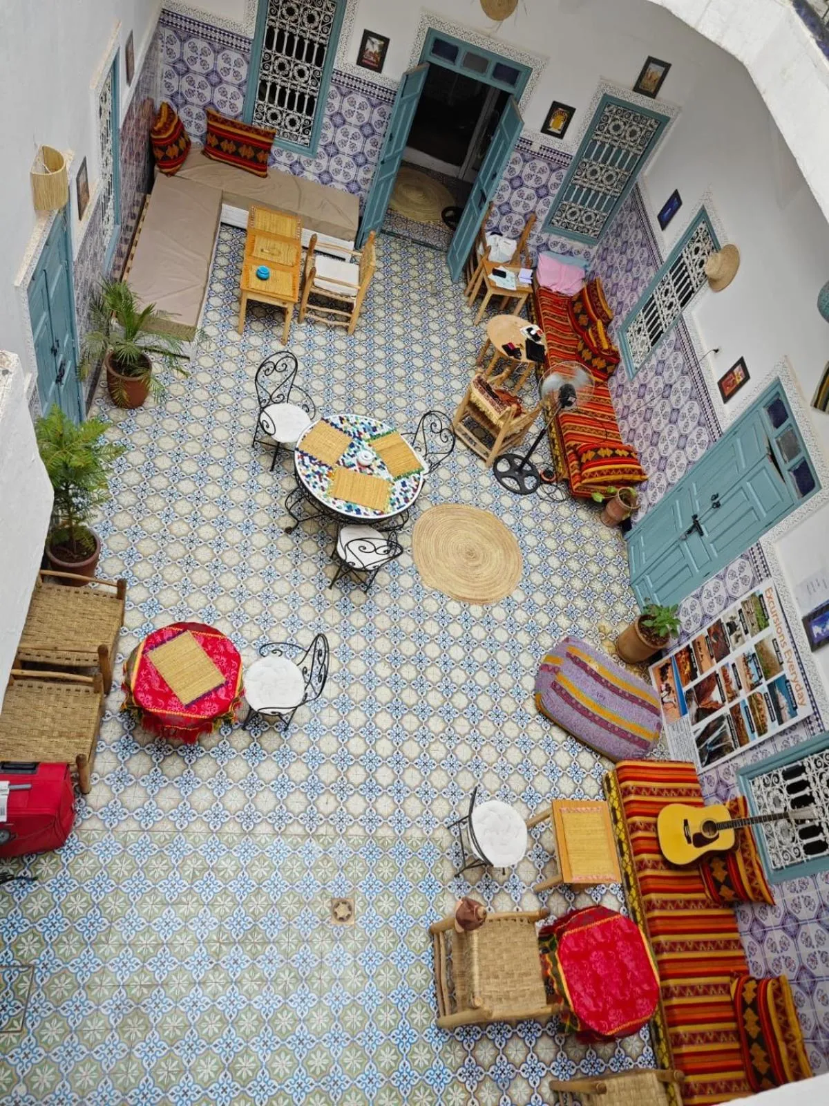 Hostel BE 20