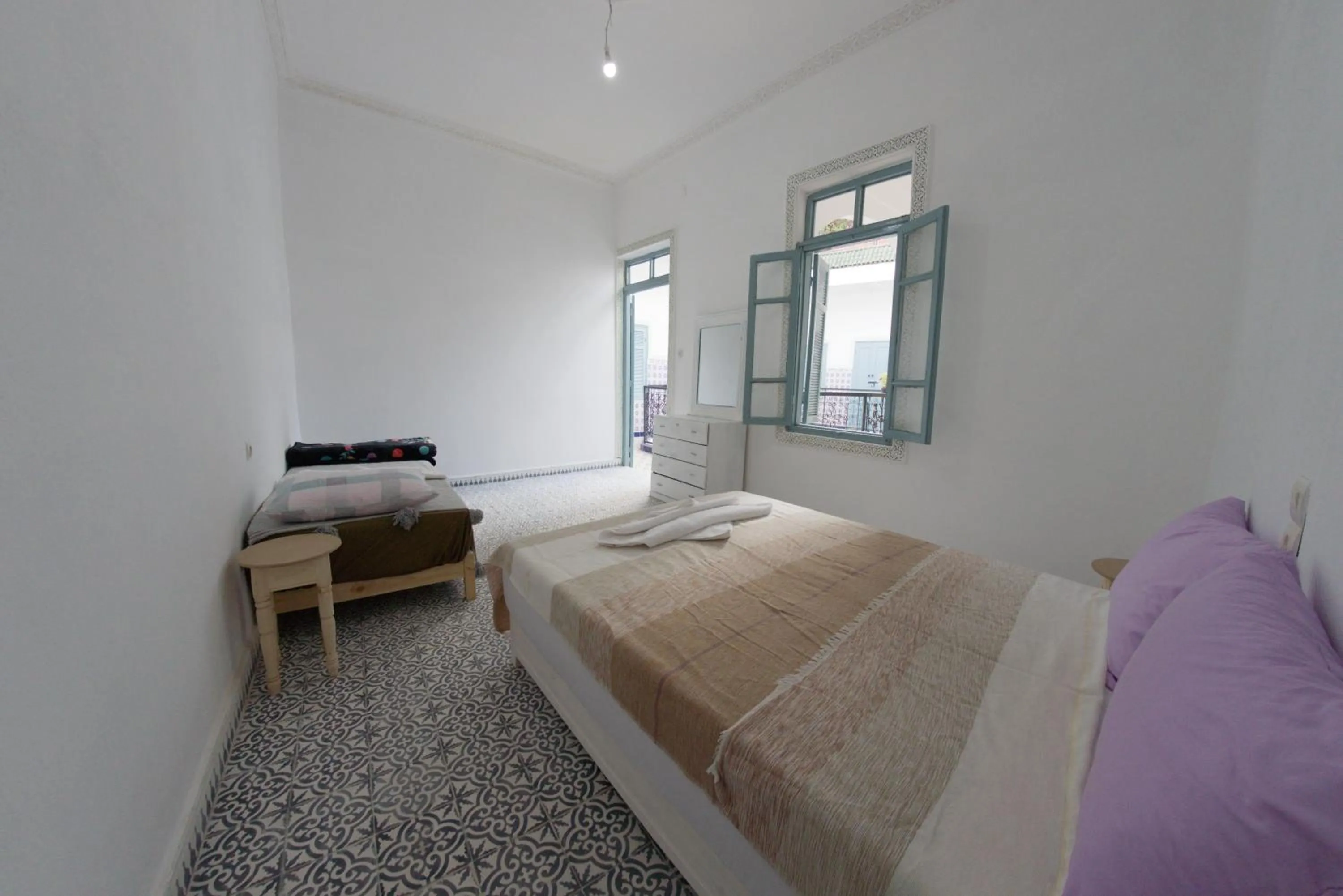 Bed in Hostel BE 20