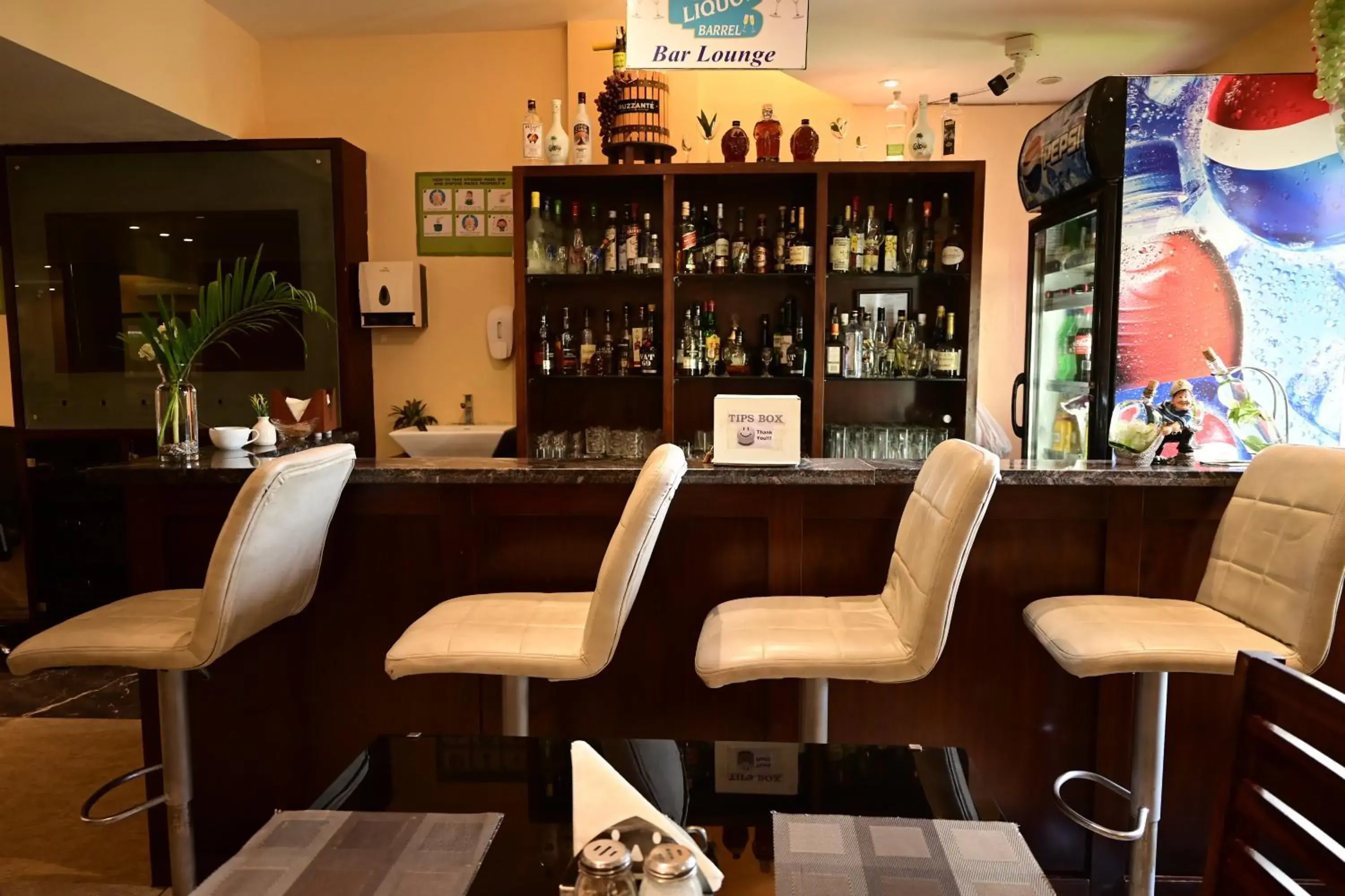 Lounge or bar in De Alturas Resort Lounge or bar in De Alturas Resort