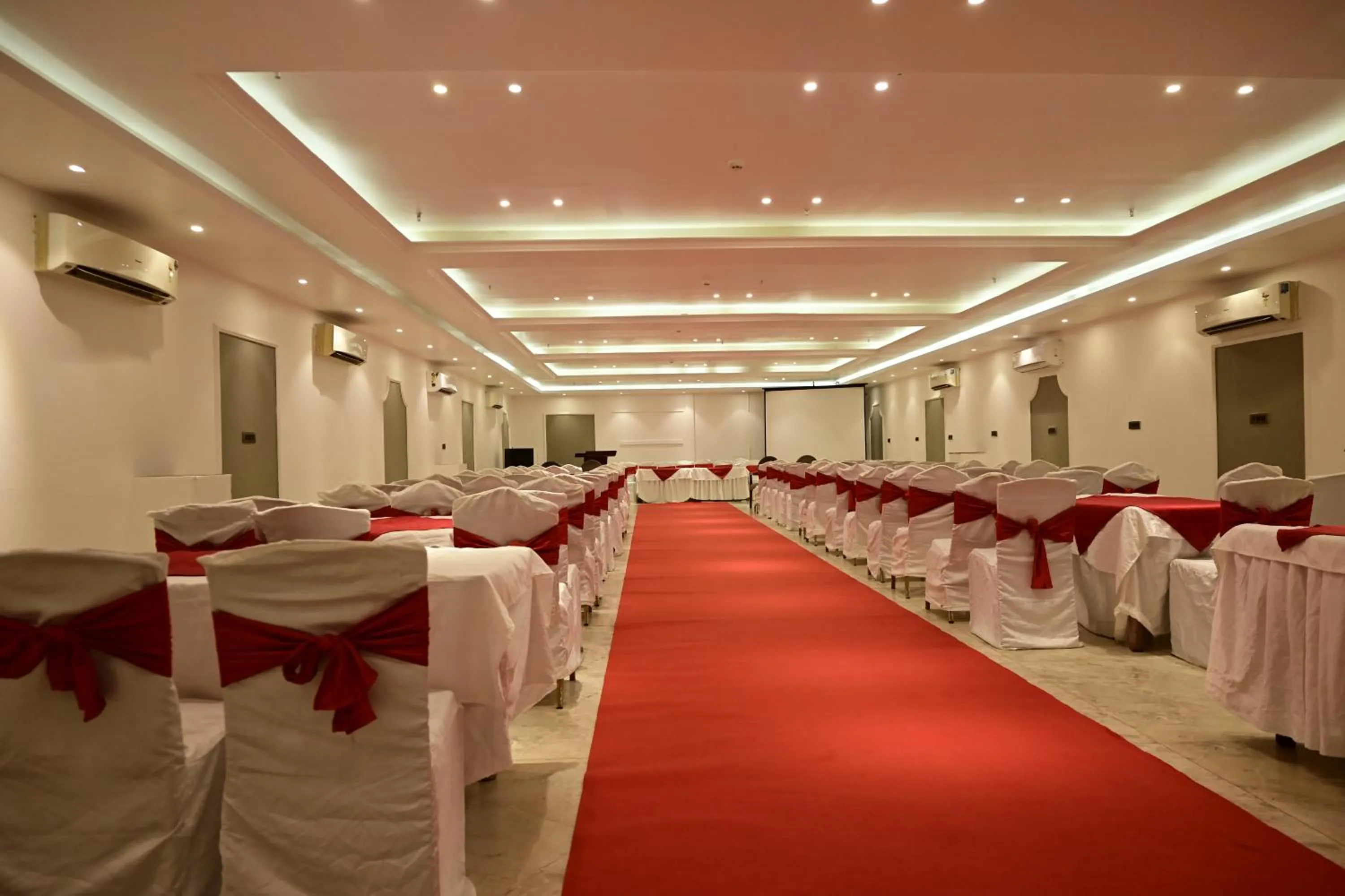 Meeting/conference room in De Alturas Resort