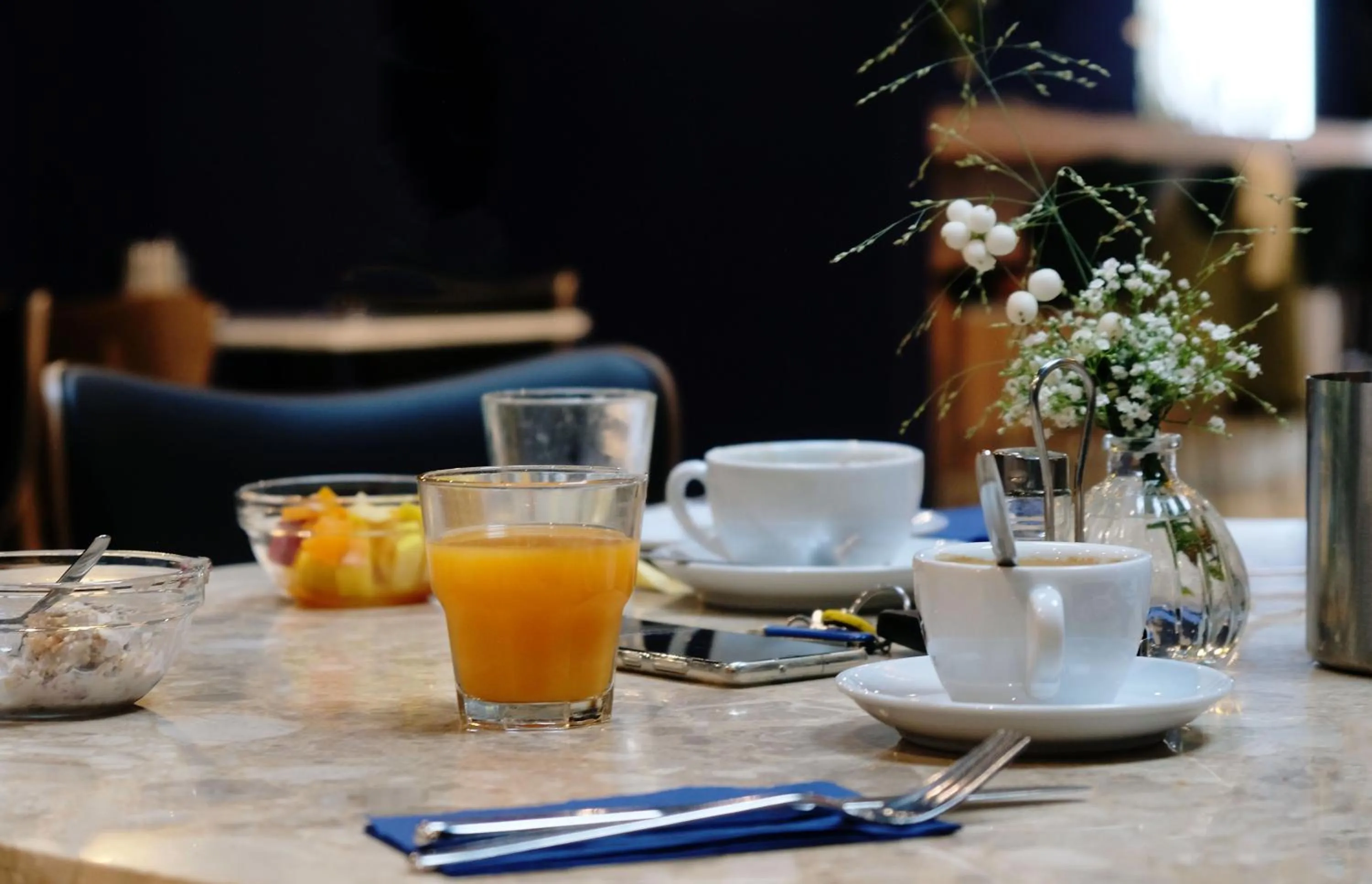 Buffet breakfast in Hotel Eastside (free parking garage)