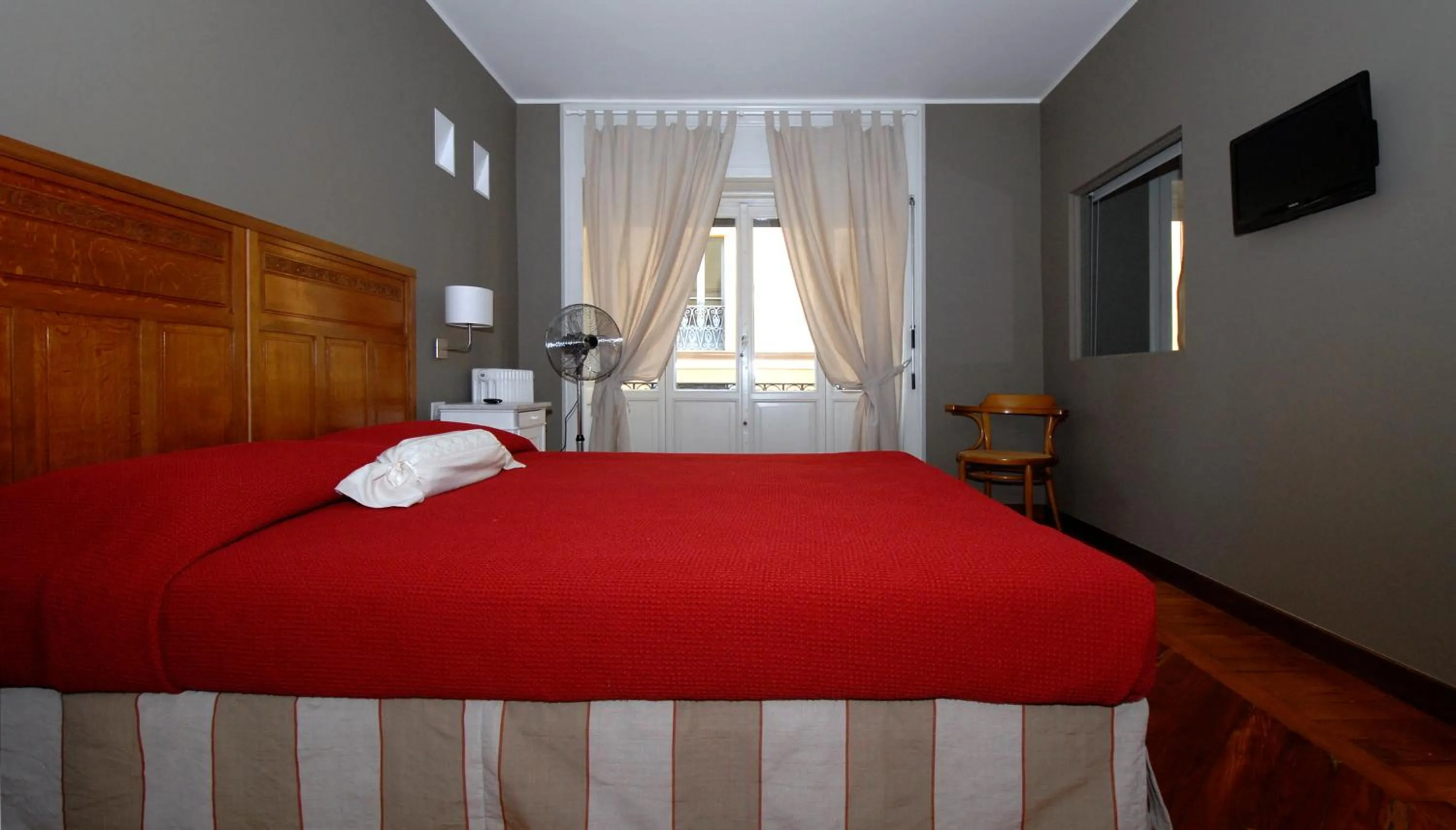 Photo of the whole room, Bed in B&B Residenza Cavour