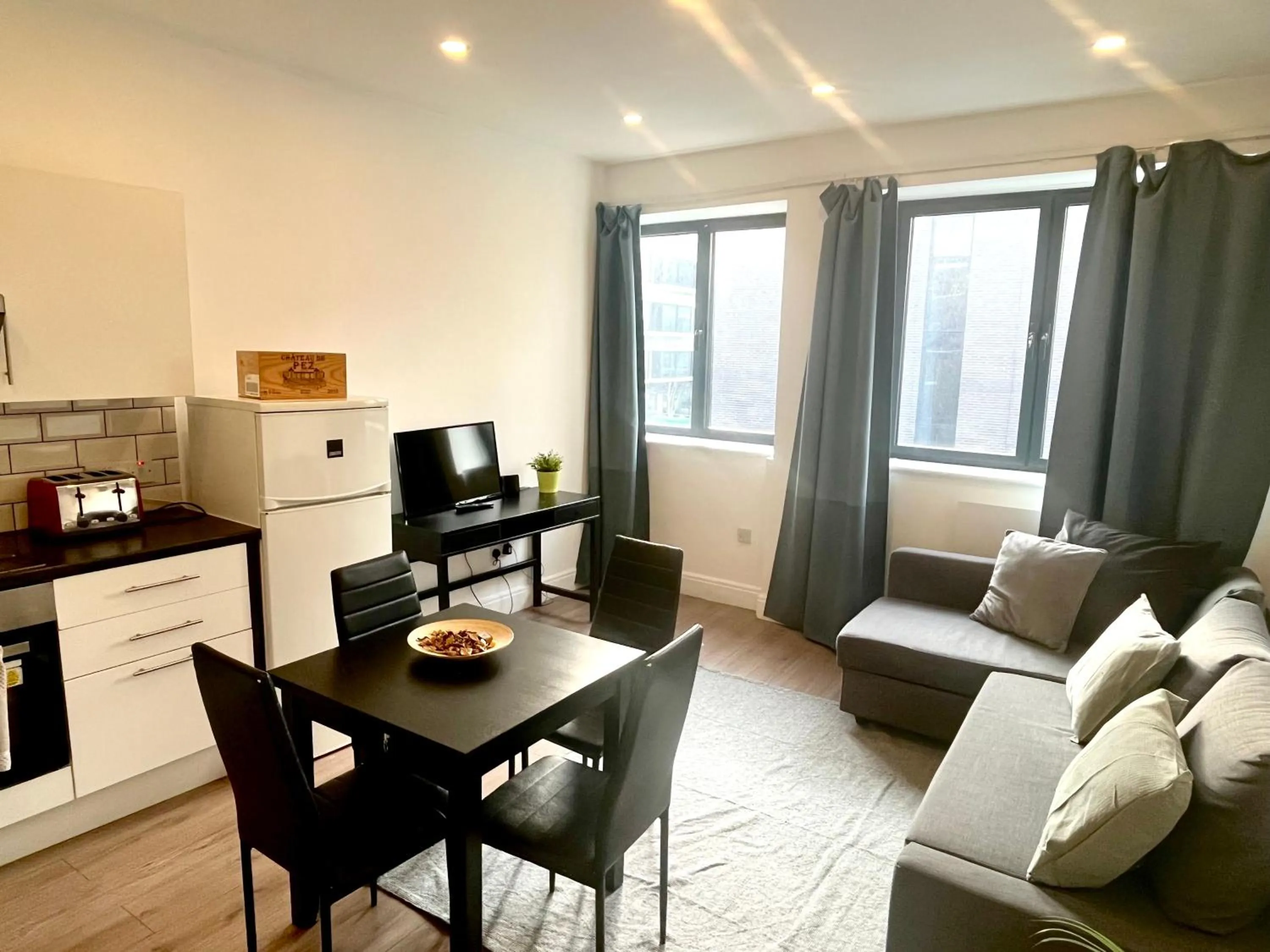 Shoreditch Apartments by DC London Rooms