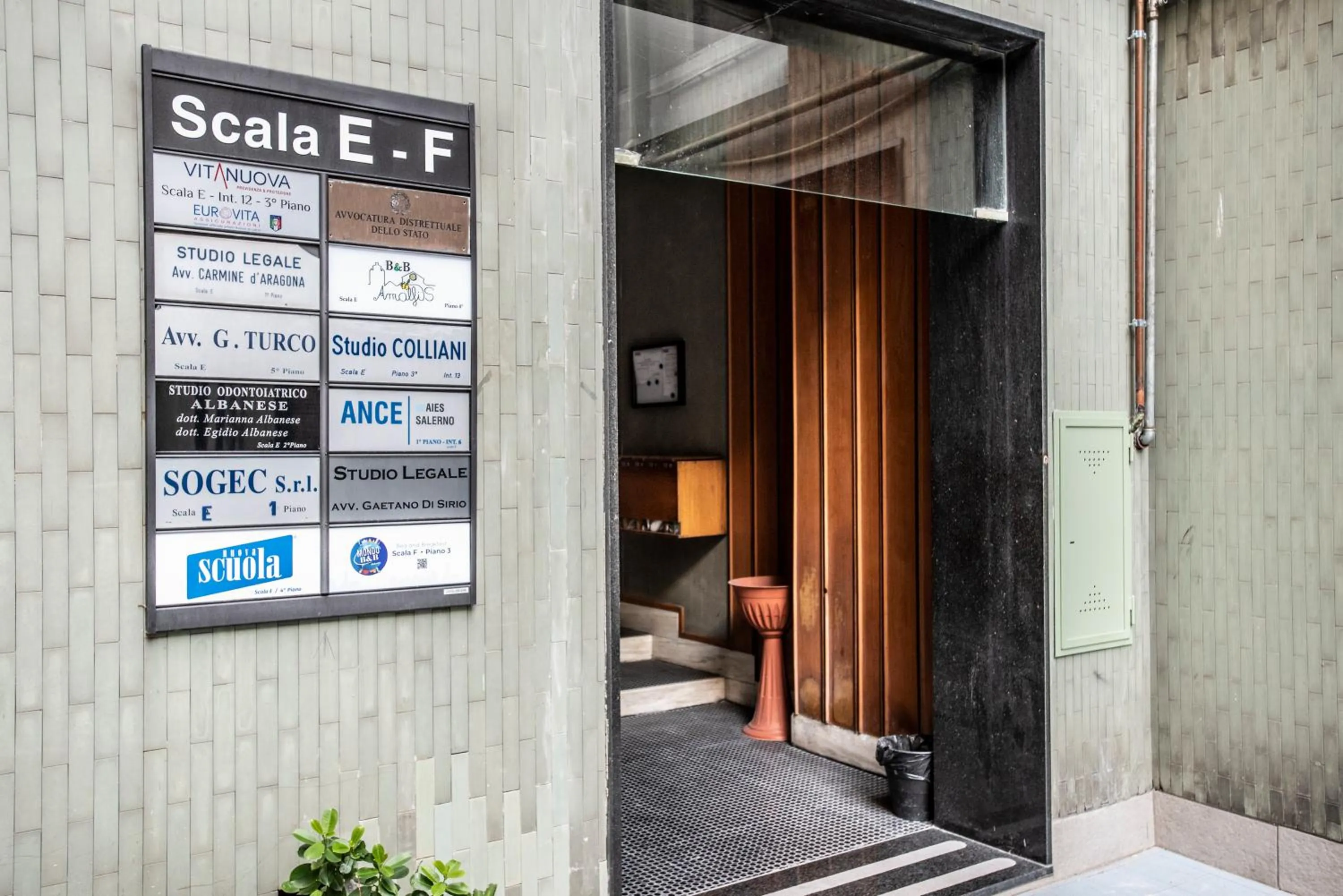 Facade/entrance in B&B Amalfi's Luxury Rooms