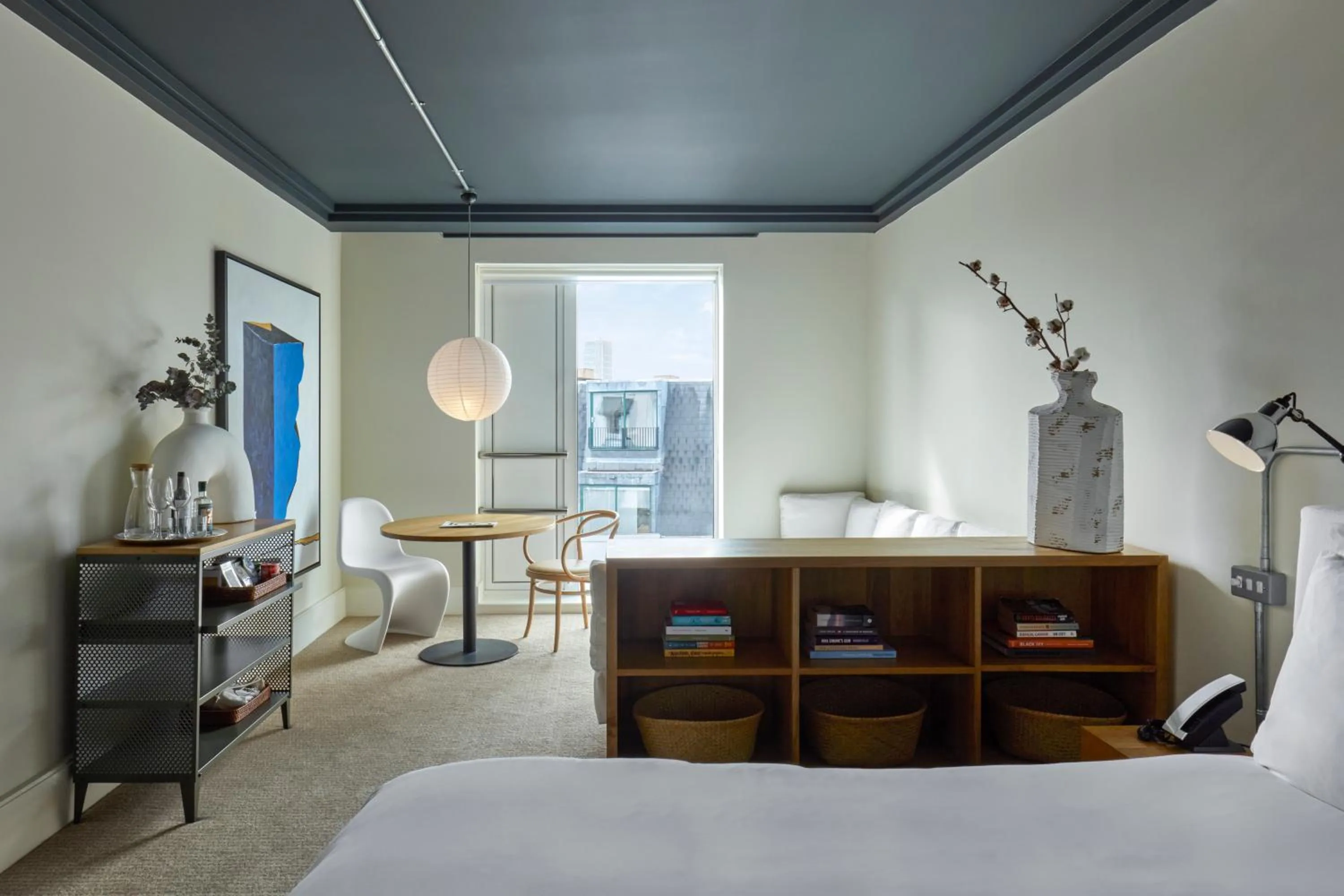 Photo of the whole room, Bed in One Hundred Shoreditch