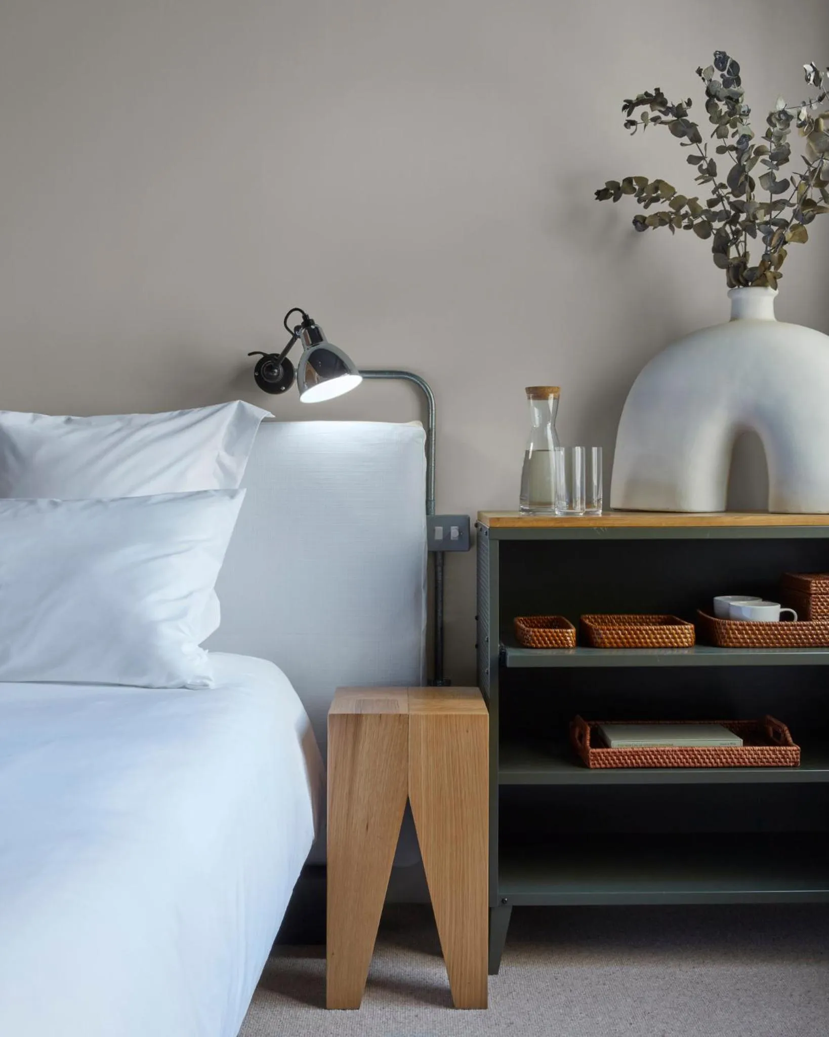 Bedroom, Bed in One Hundred Shoreditch