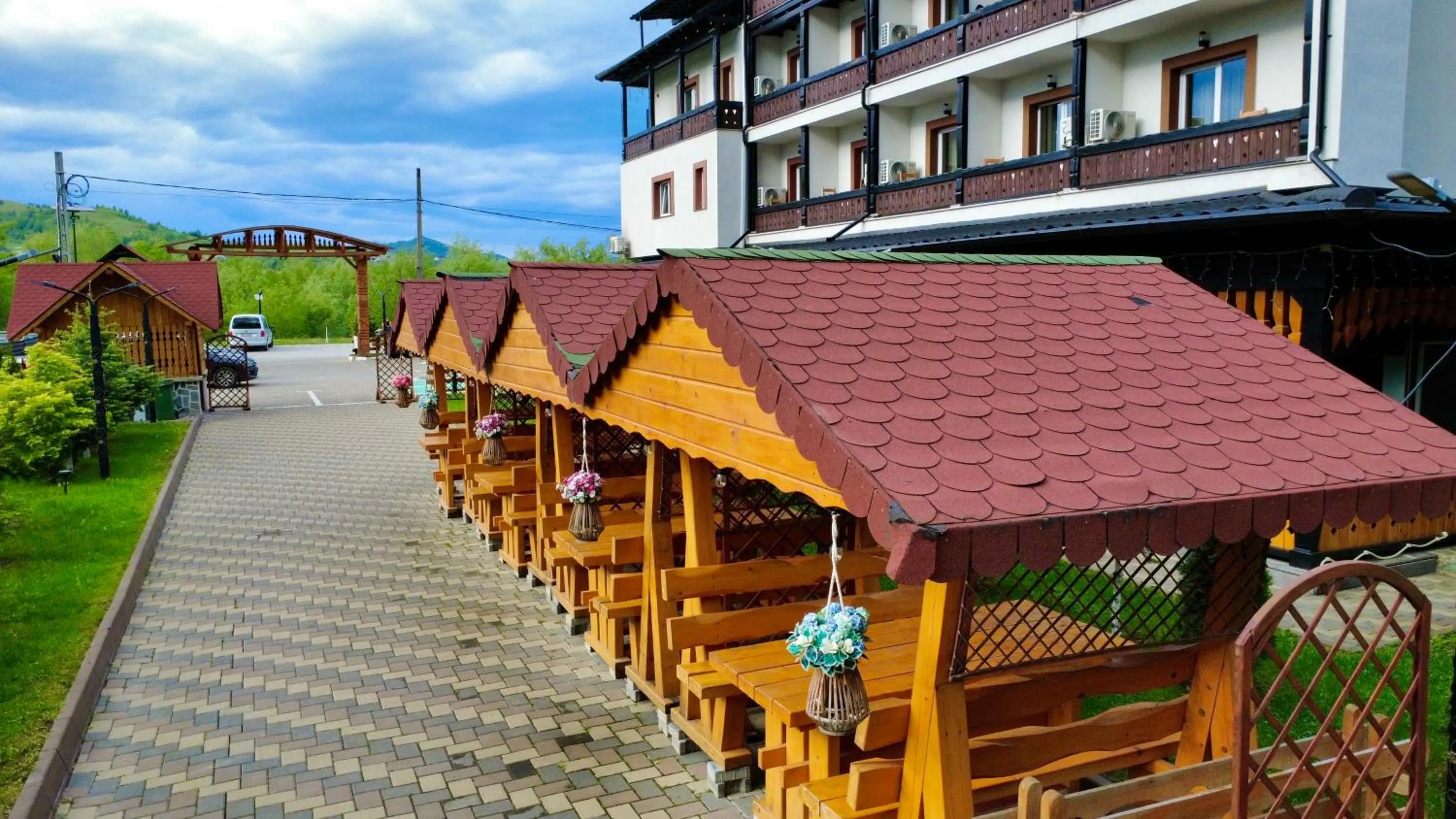 Property building in Cabana Sura Getilor Arinis