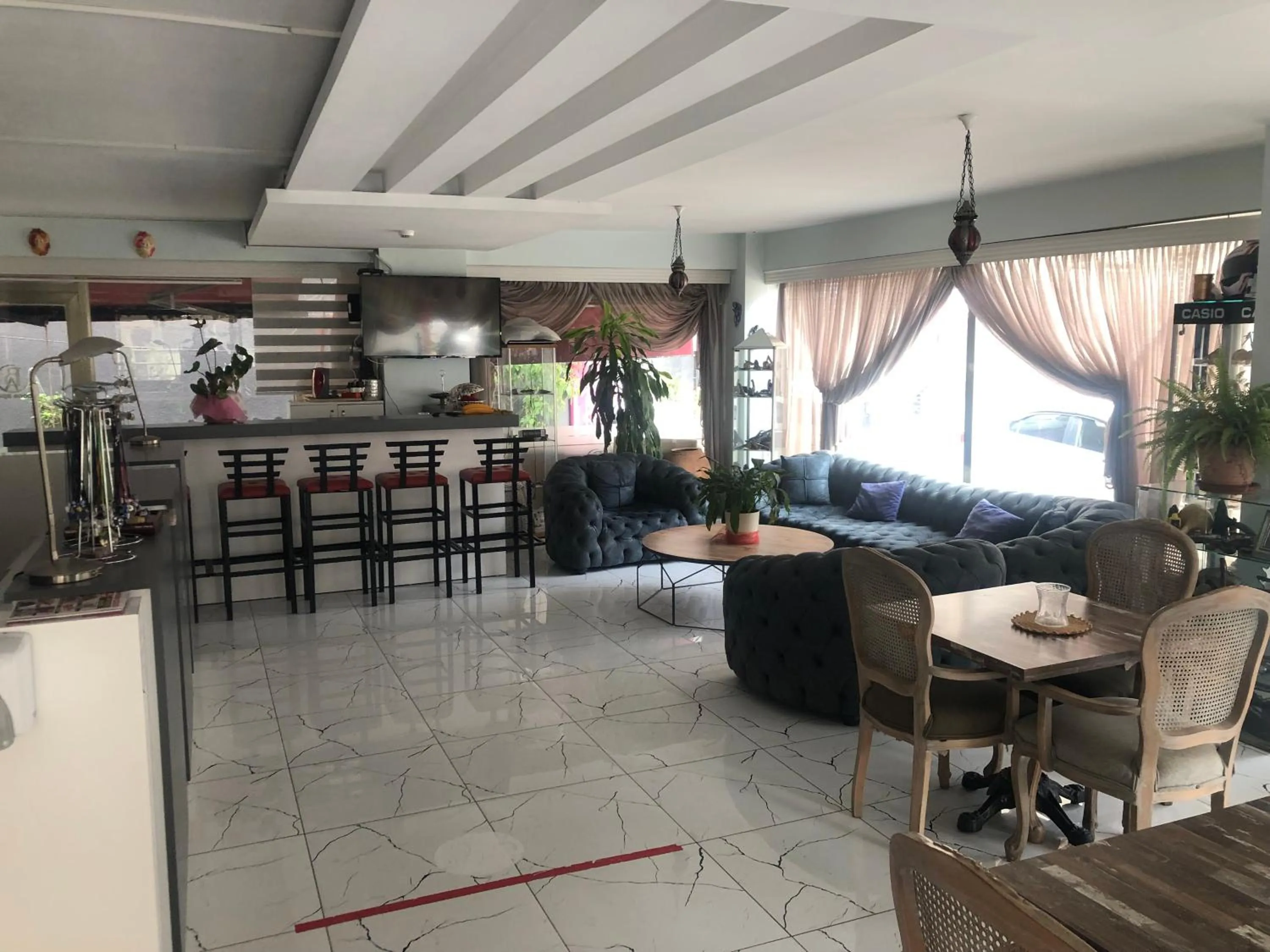 Restaurant/places to eat in Bone Apart Otel