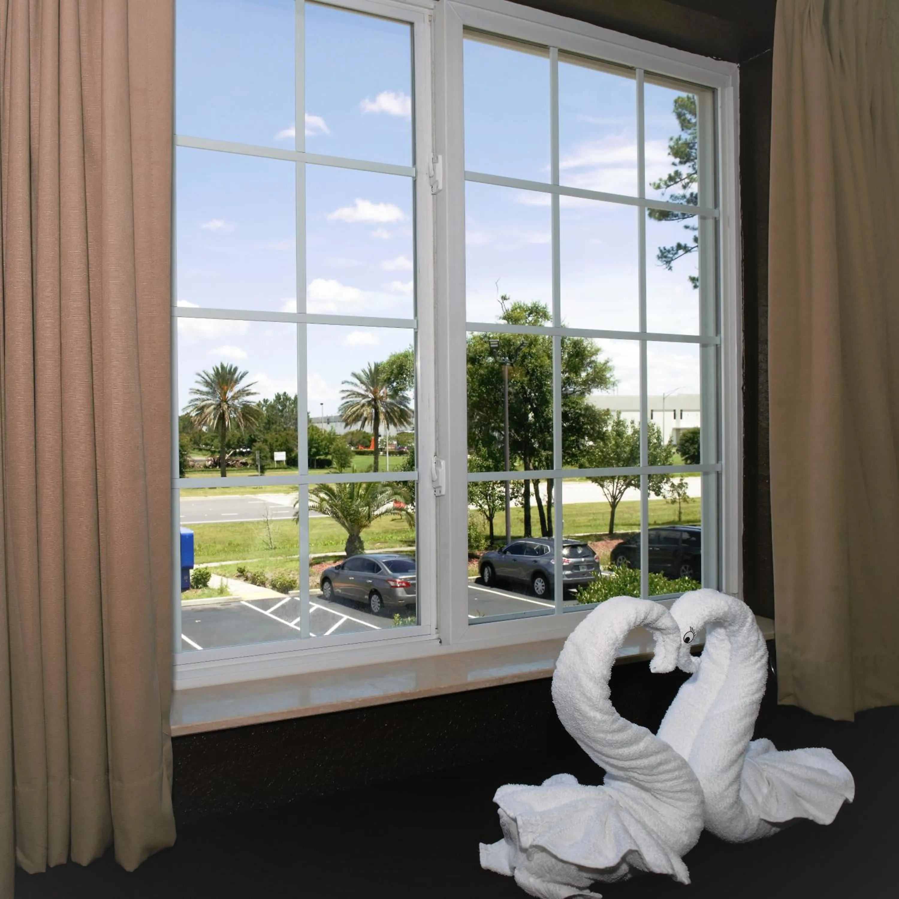 Street view in Microtel Inn & Suites by Wyndham Jacksonville Airport