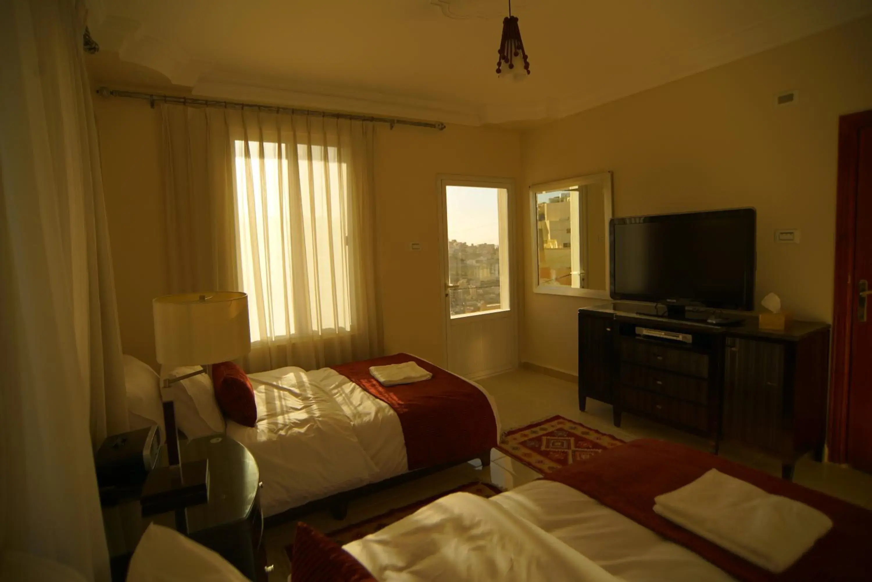 Twin Room with Balcony in Over Mountains Hotel Twin Room with Balcony in Over Mountains Hotel