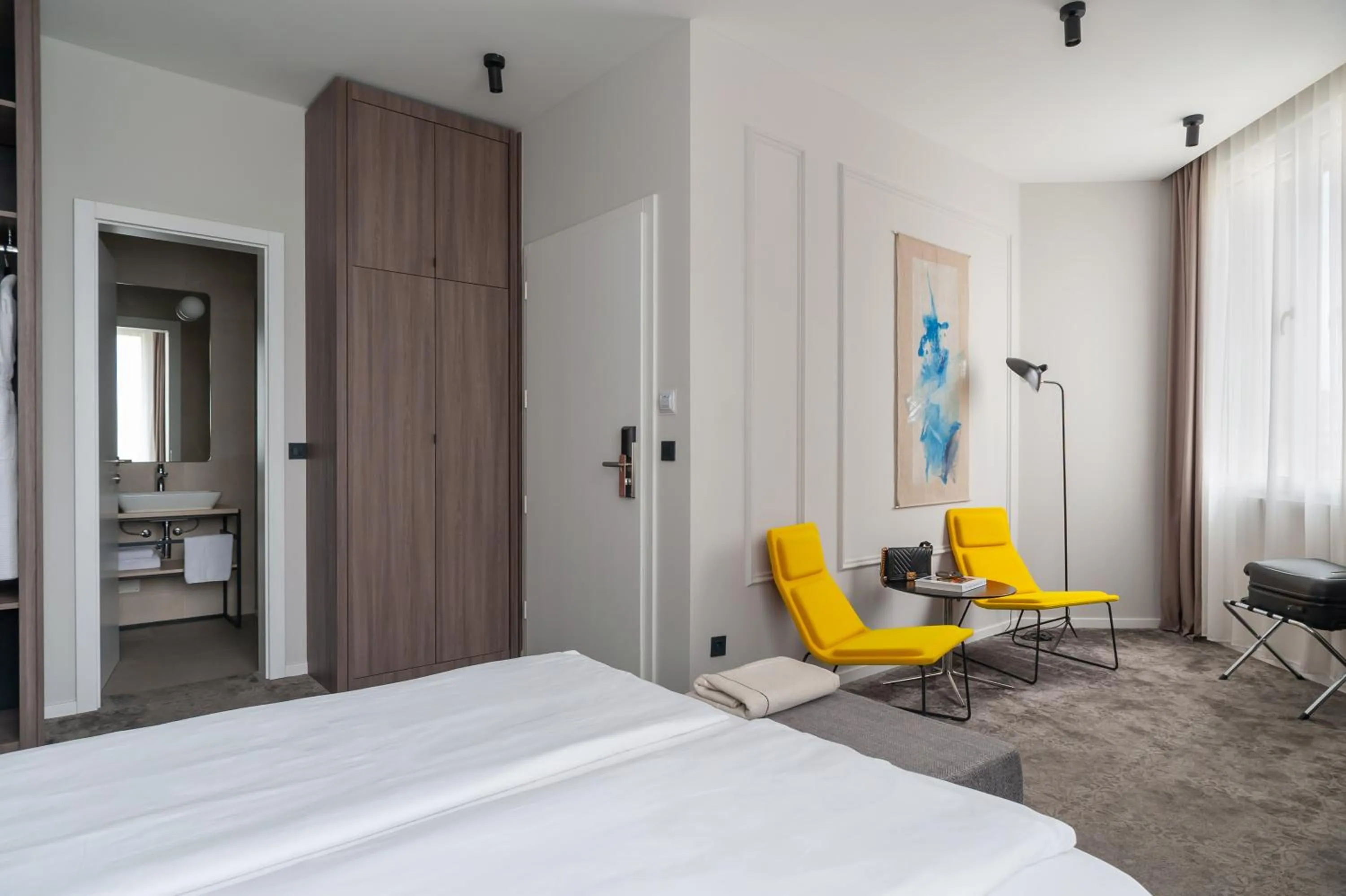 Bed in MANDA Heritage Hotel