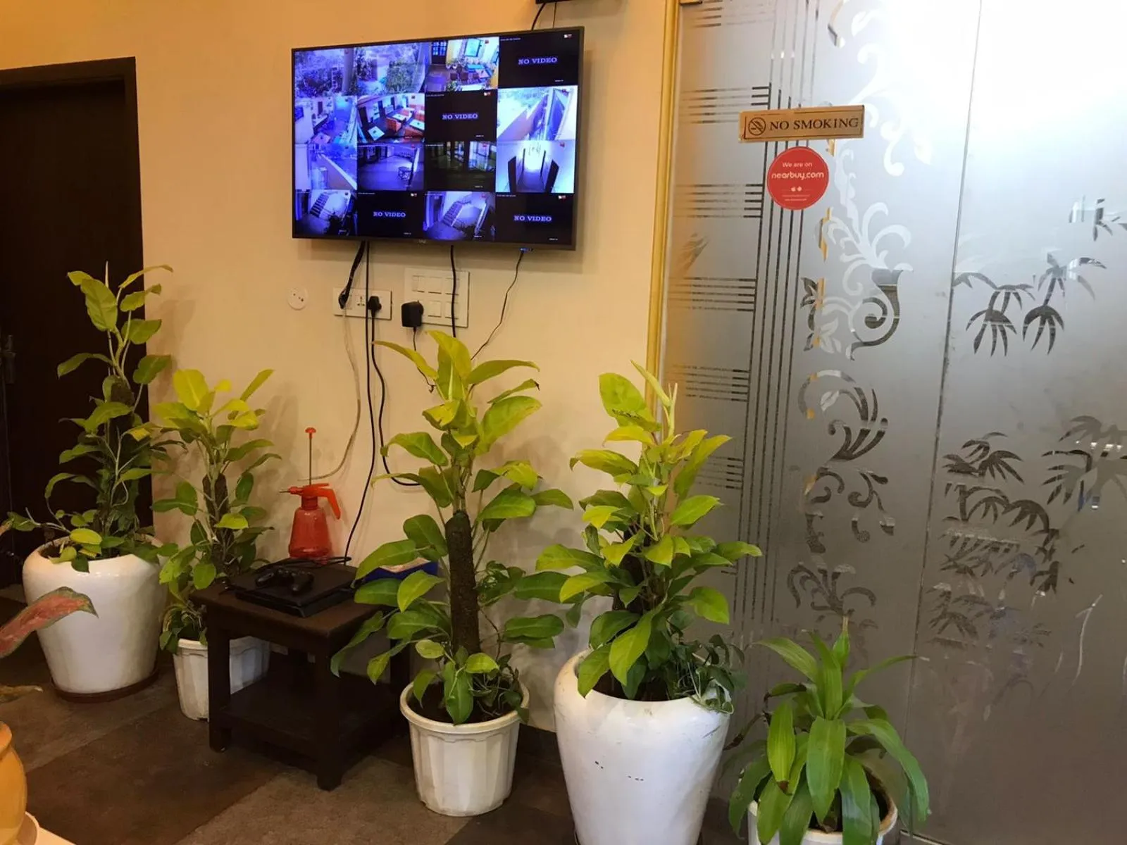 Communal lounge/ TV room in Jeenmount Heritage Boutique Hotel