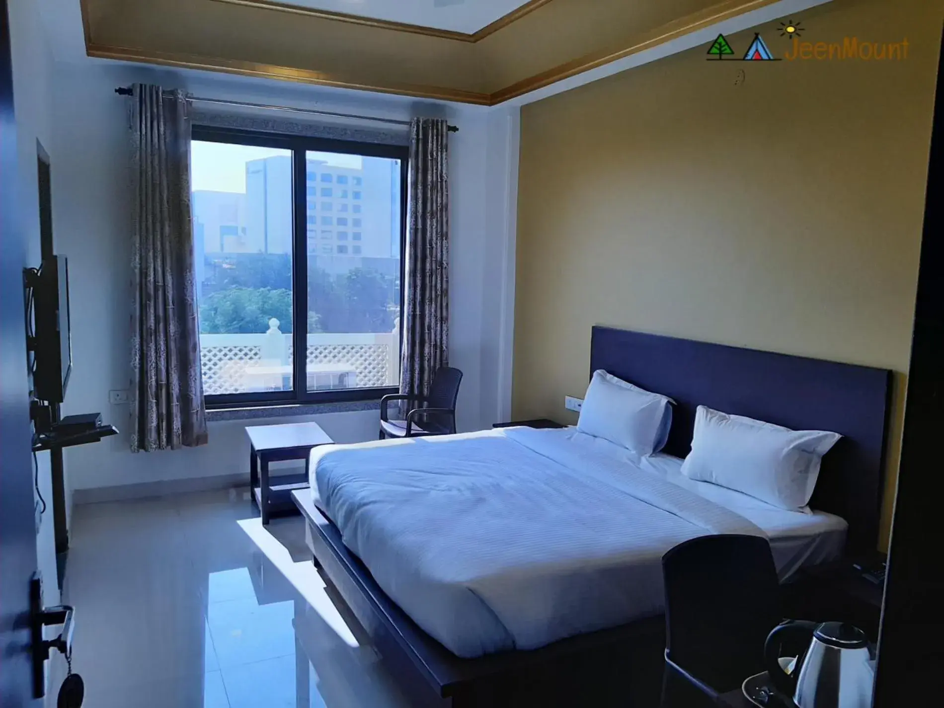 Superior Double Room in Jeenmount Heritage Boutique Hotel Superior Double Room in Jeenmount Heritage Boutique Hotel