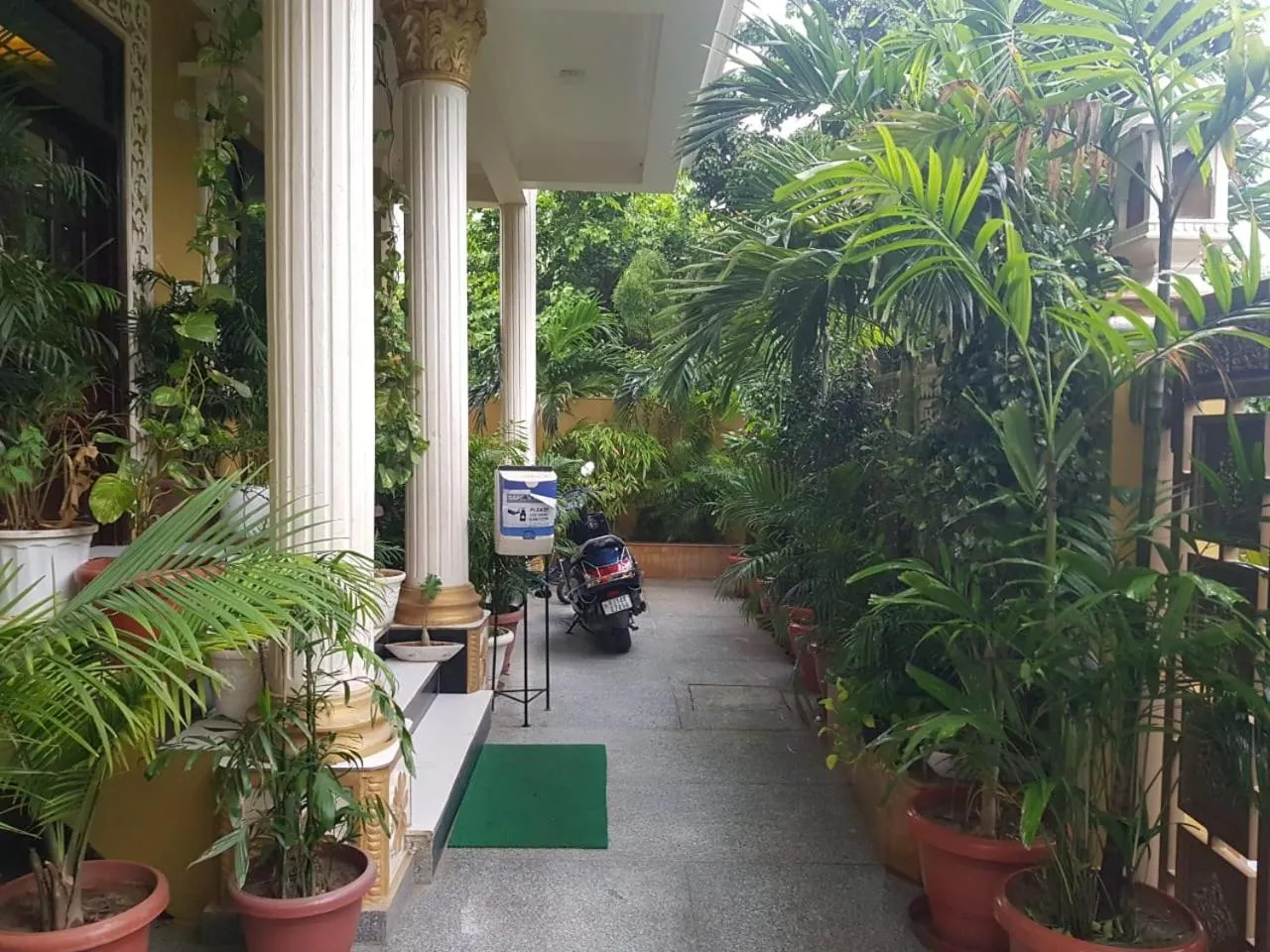 Property building in Jeenmount Heritage Boutique Hotel