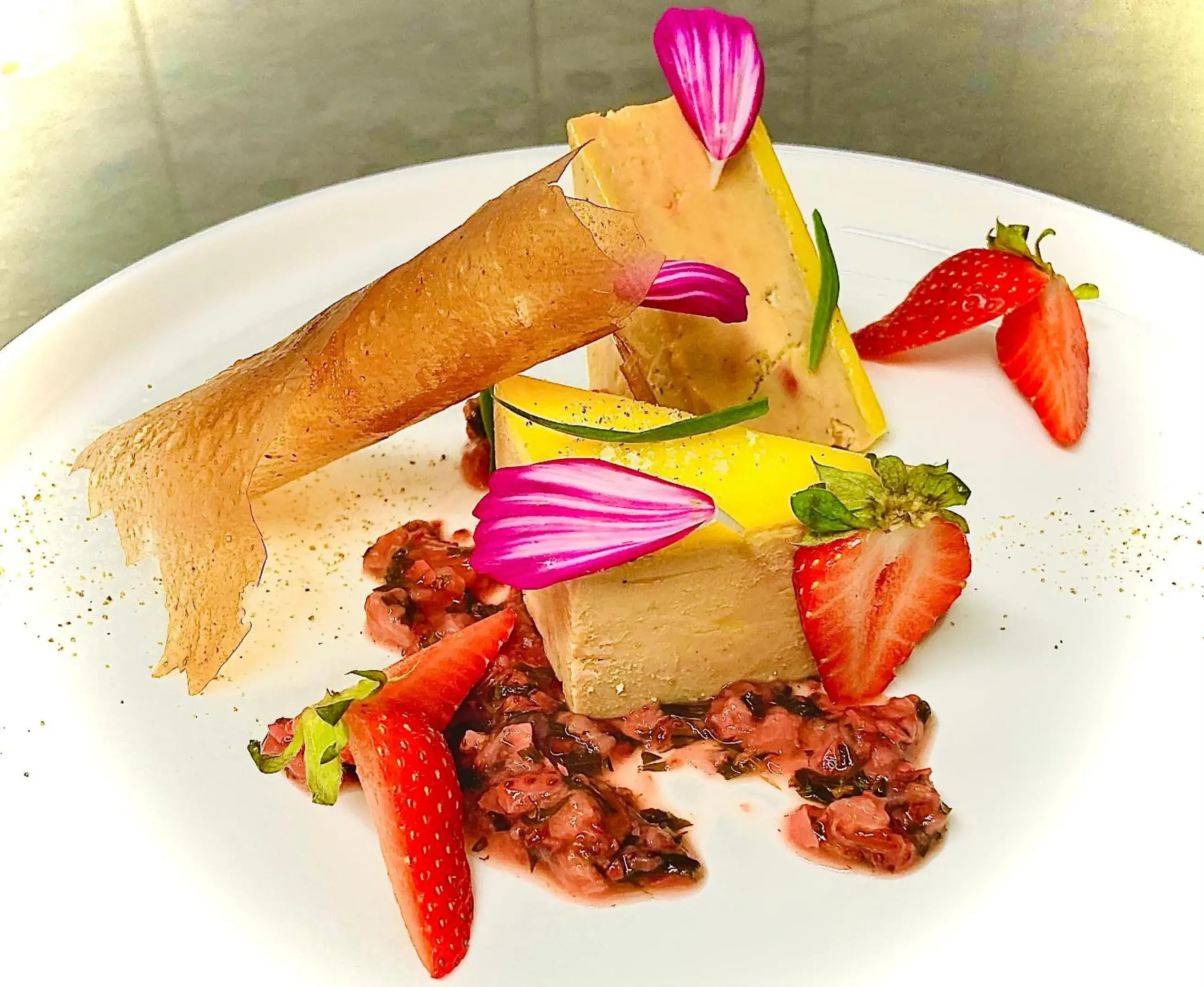 Restaurant/places to eat in Logis Hotel Le Blason de Provence Restaurant/places to eat in Logis Hotel Le Blason de Provence