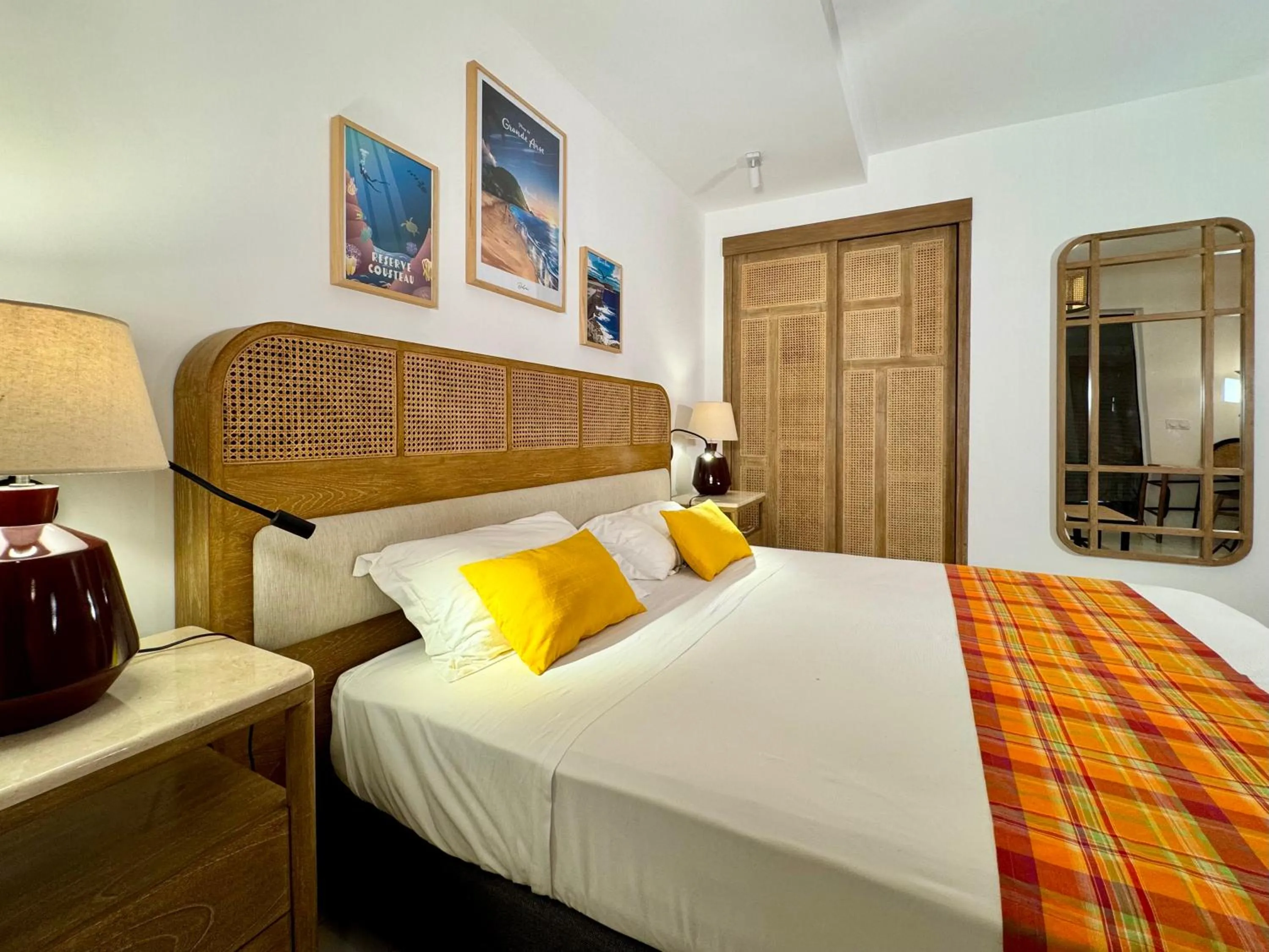 Bed in Résidence Le Vallon Guadeloupe Parc Piscine Appartements & Studios