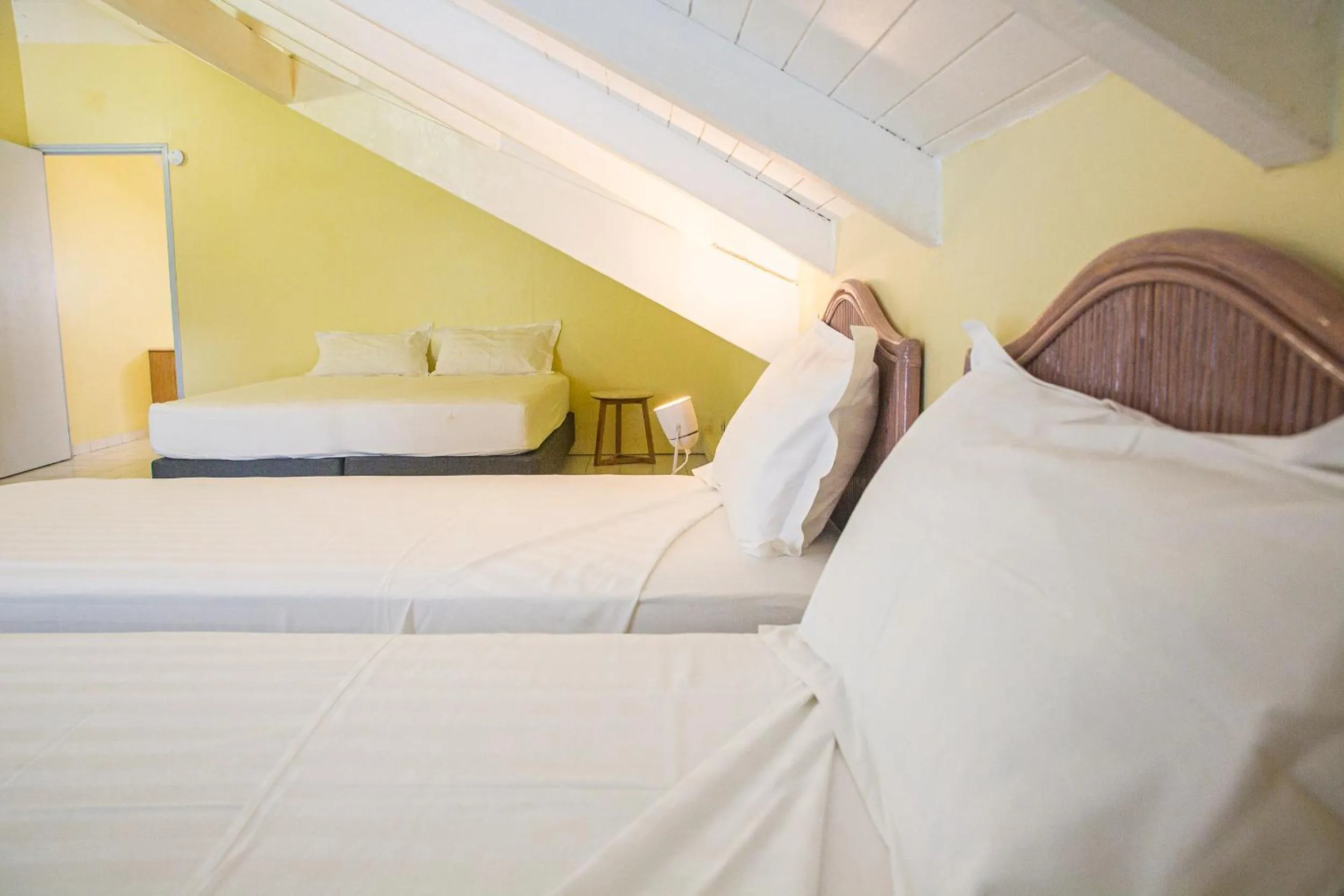 Bed in Résidence Le Vallon Guadeloupe Parc Piscine Appartements & Studios