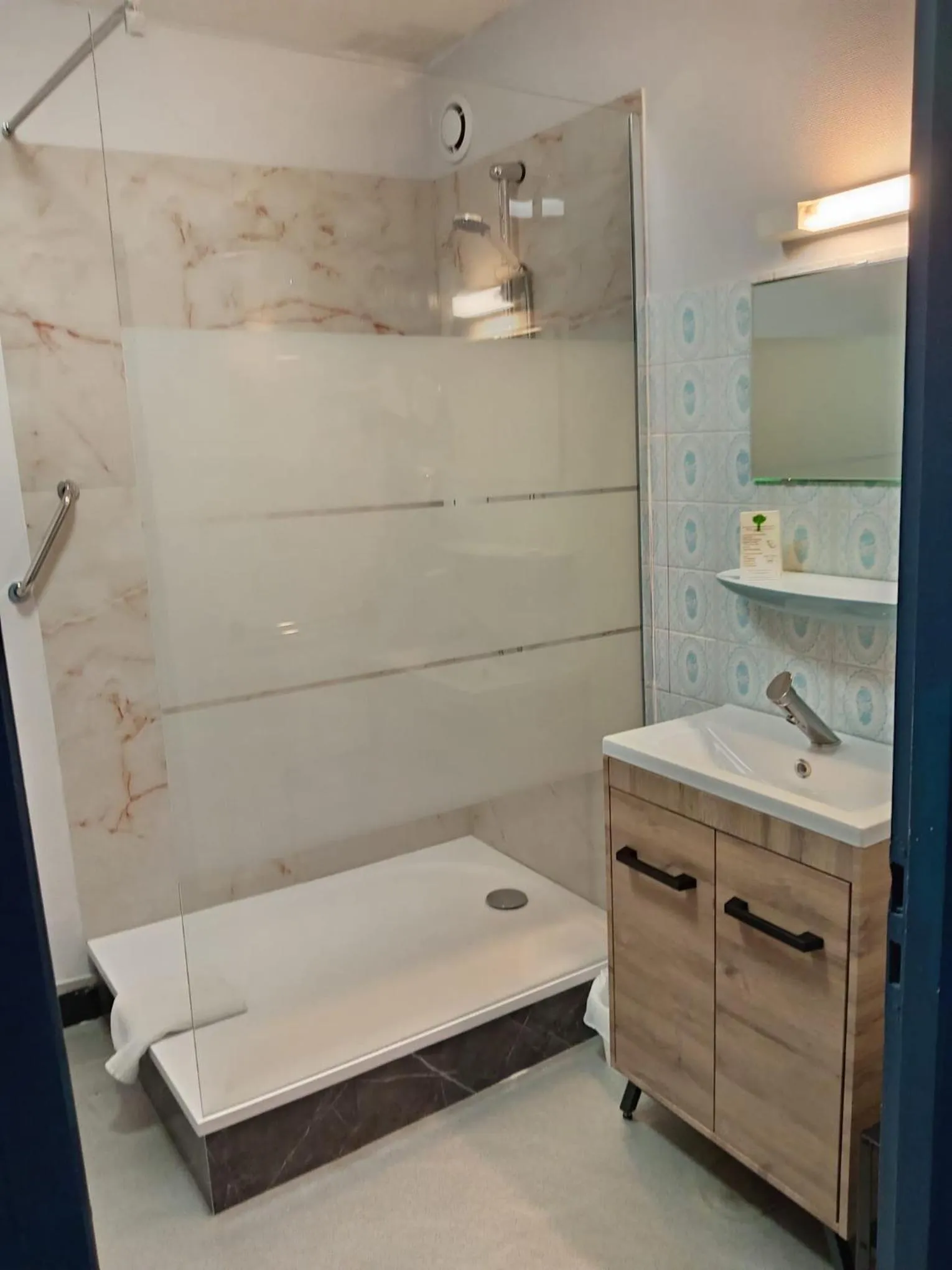 Hôtel Le Lyon Vert Commentry